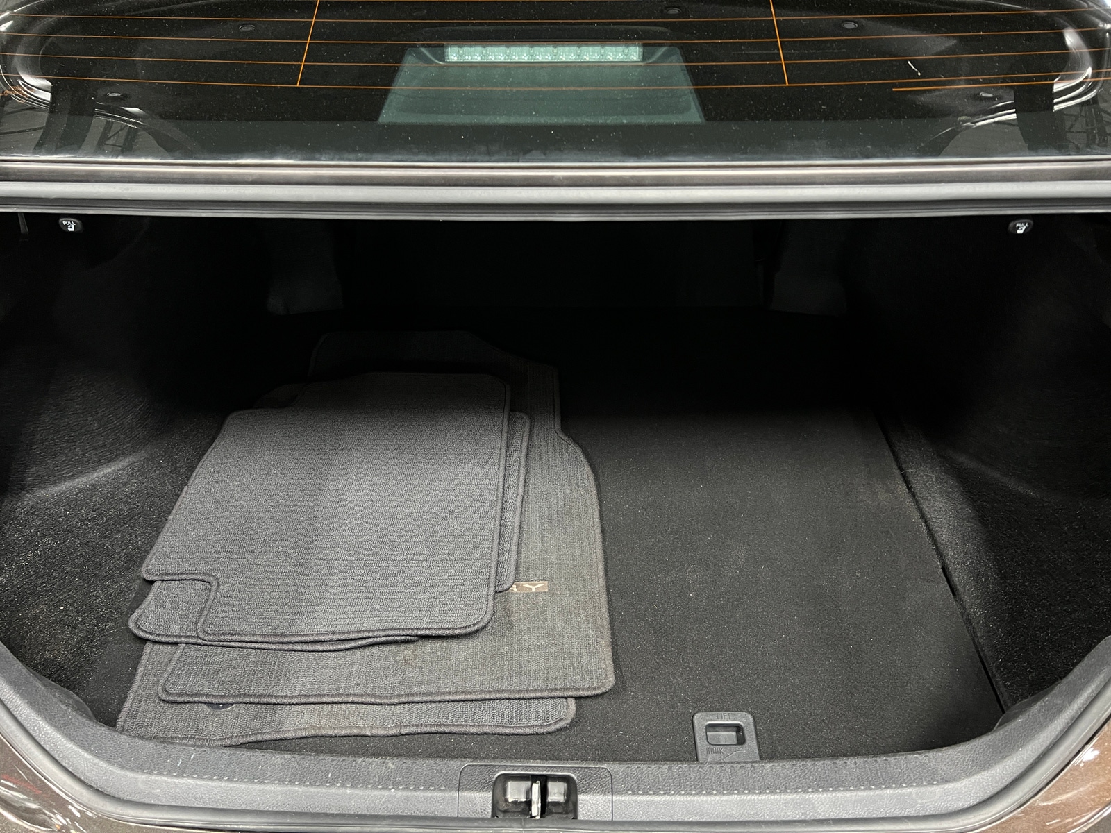 Thumbnail: 2019 Toyota Camry - 7