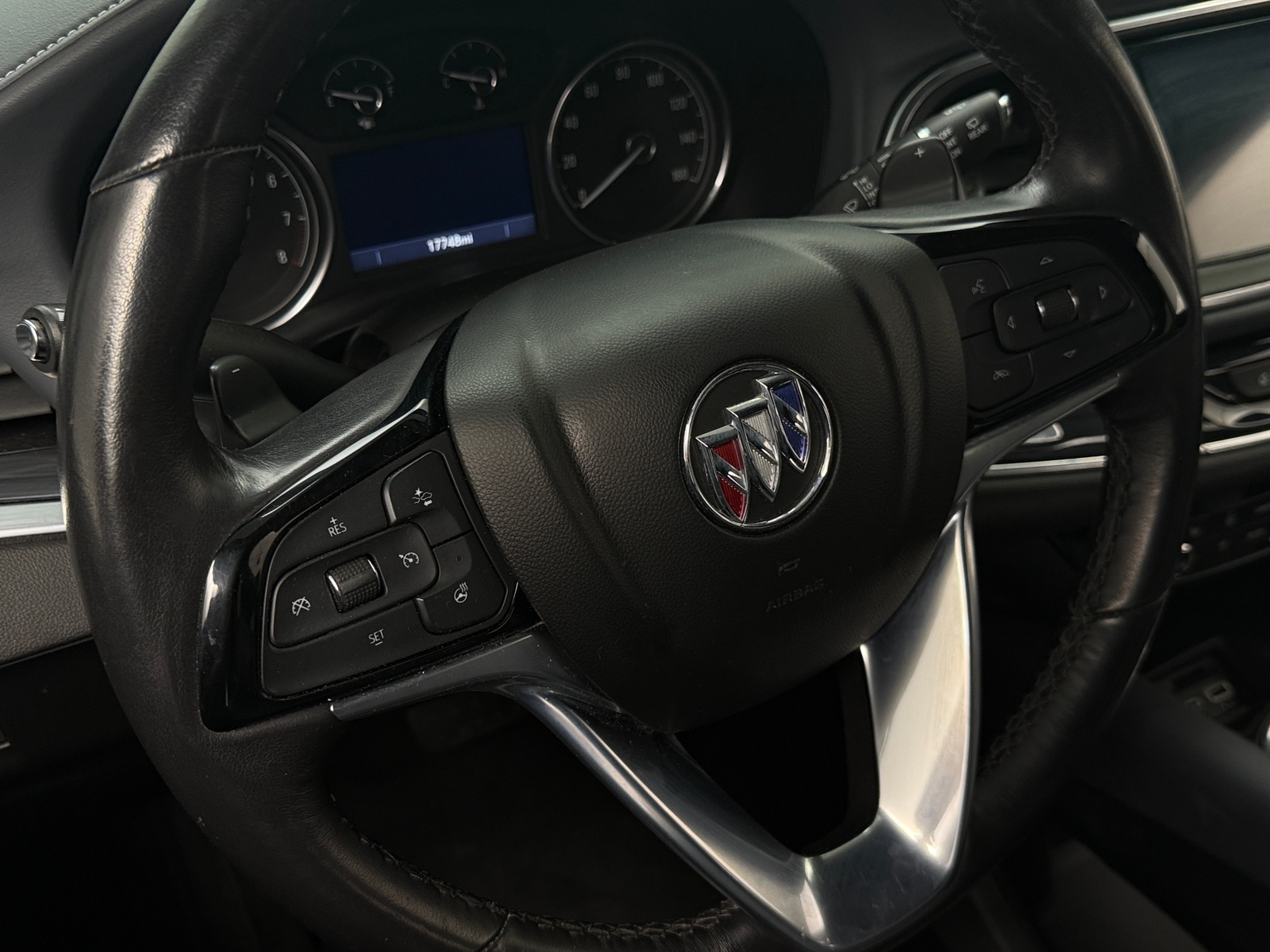 Thumbnail: 2023 Buick Enclave - 4