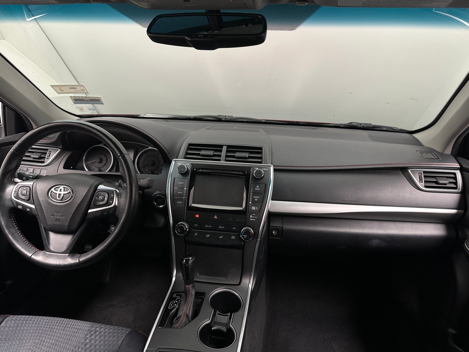 Thumbnail: 2015 Toyota Camry - 3