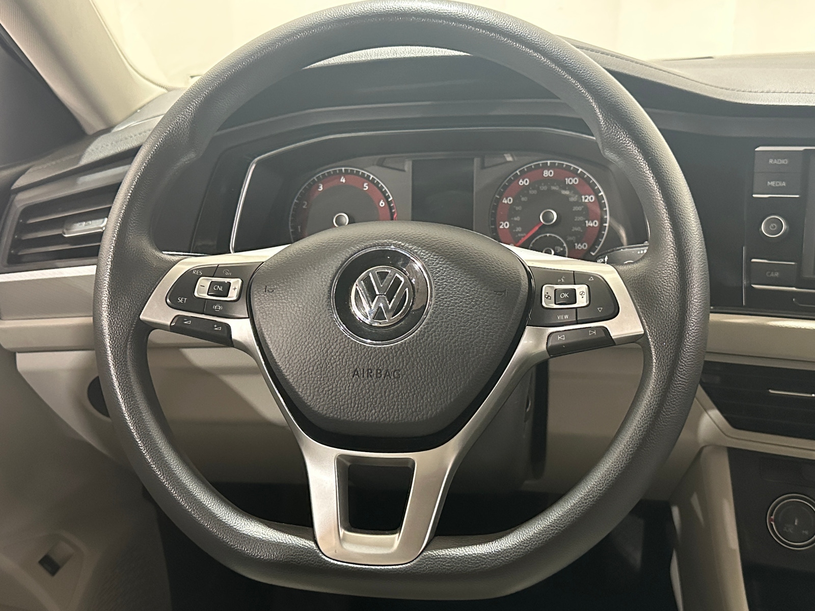 Thumbnail: 2019 Volkswagen Jetta - 5