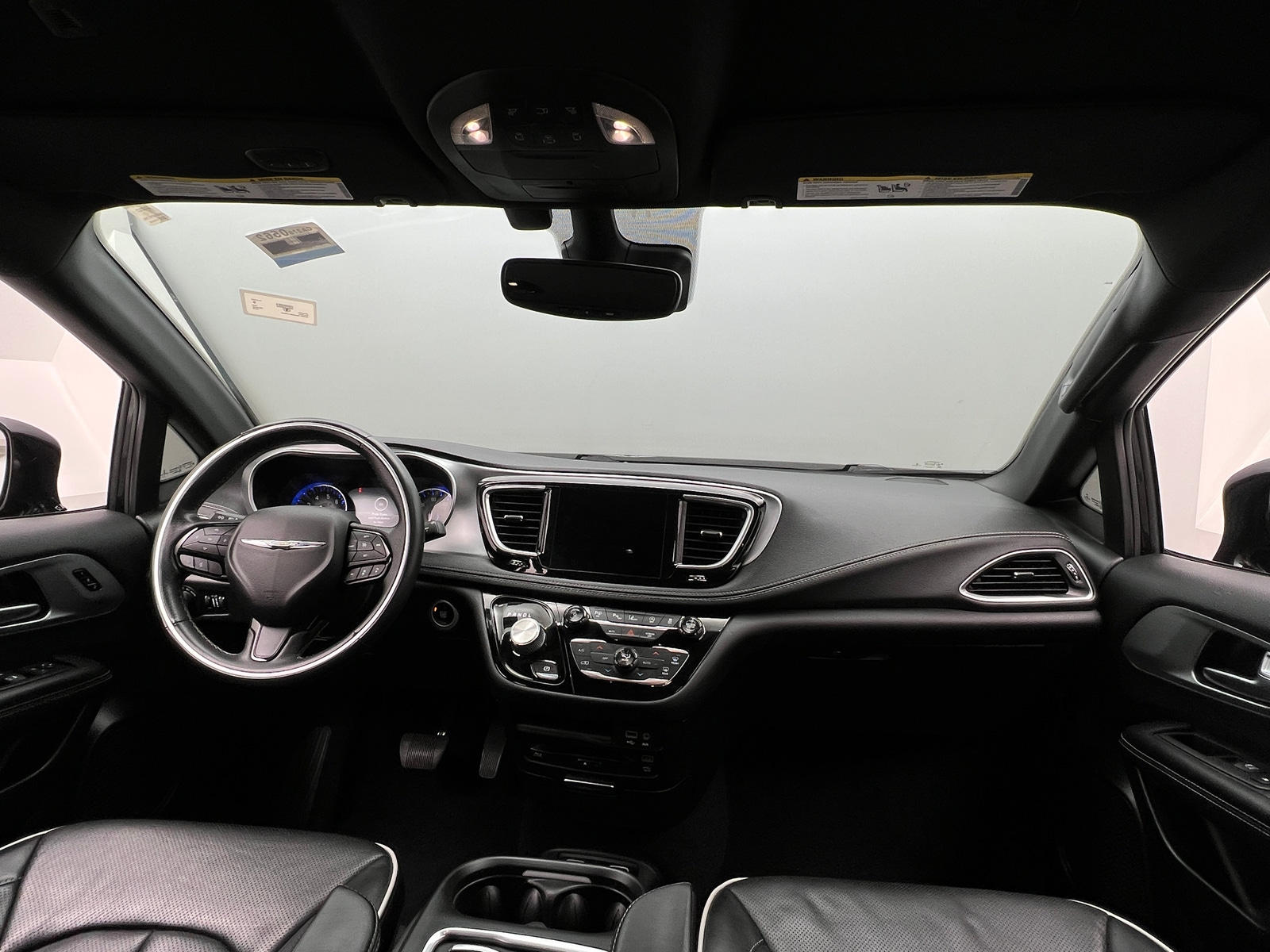 Thumbnail: 2018 Chrysler Pacifica - 2