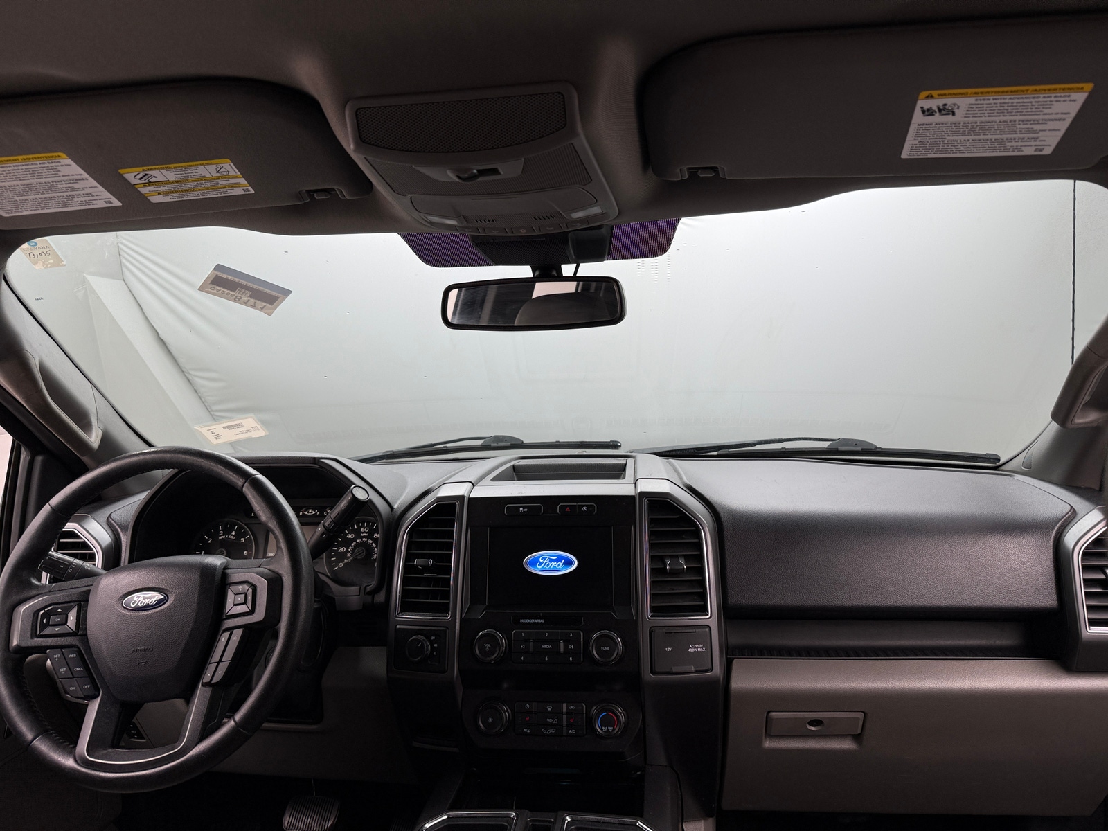 Thumbnail: 2020 Ford Econoline - 3
