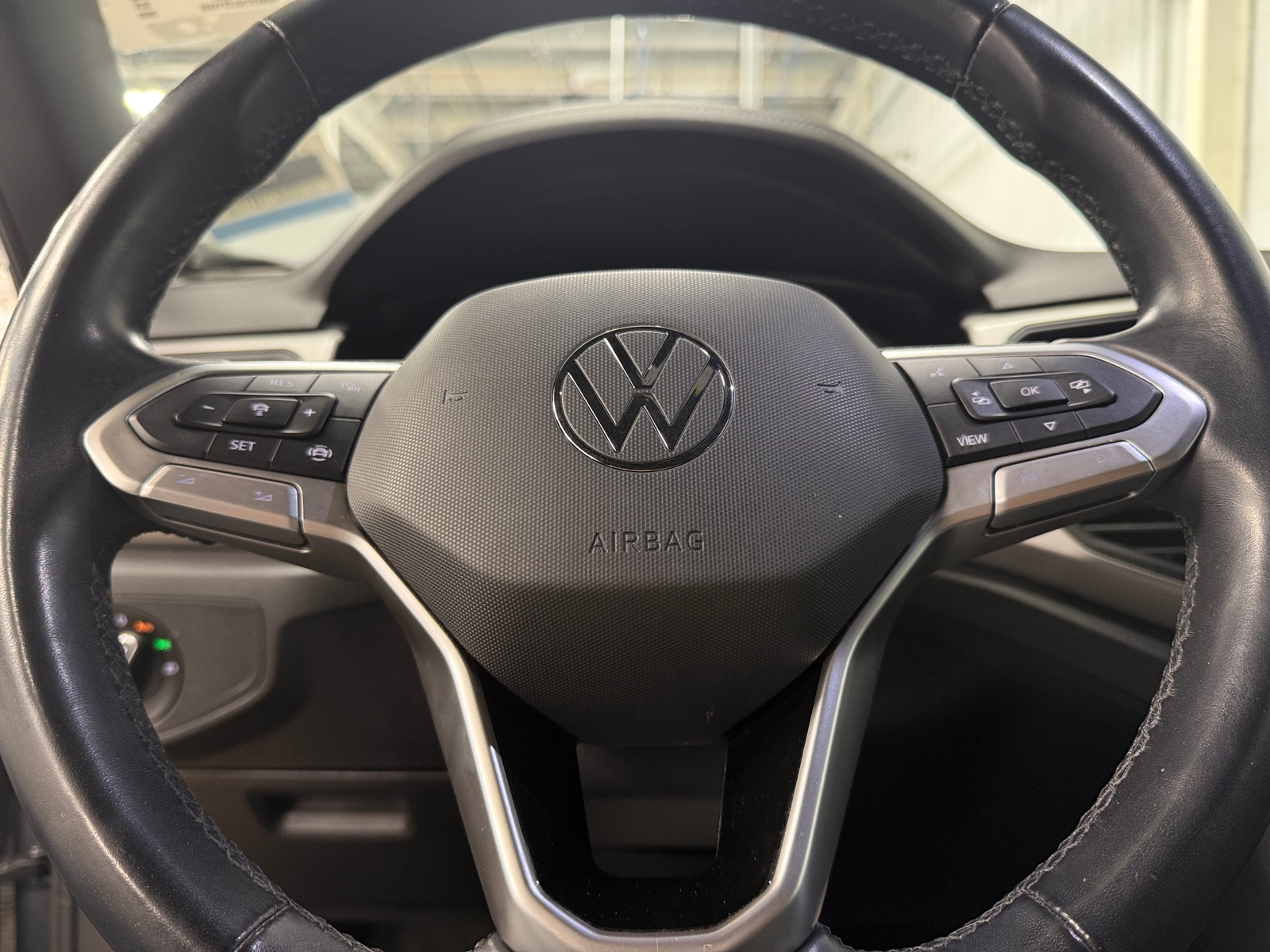 Thumbnail: 2020 Volkswagen Atlas - 4