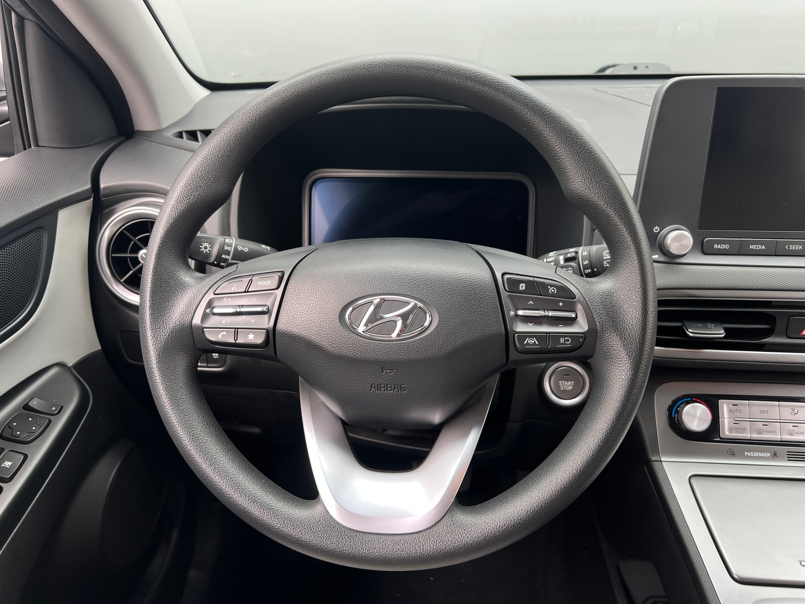 Thumbnail: 2023 Hyundai Kona - 5
