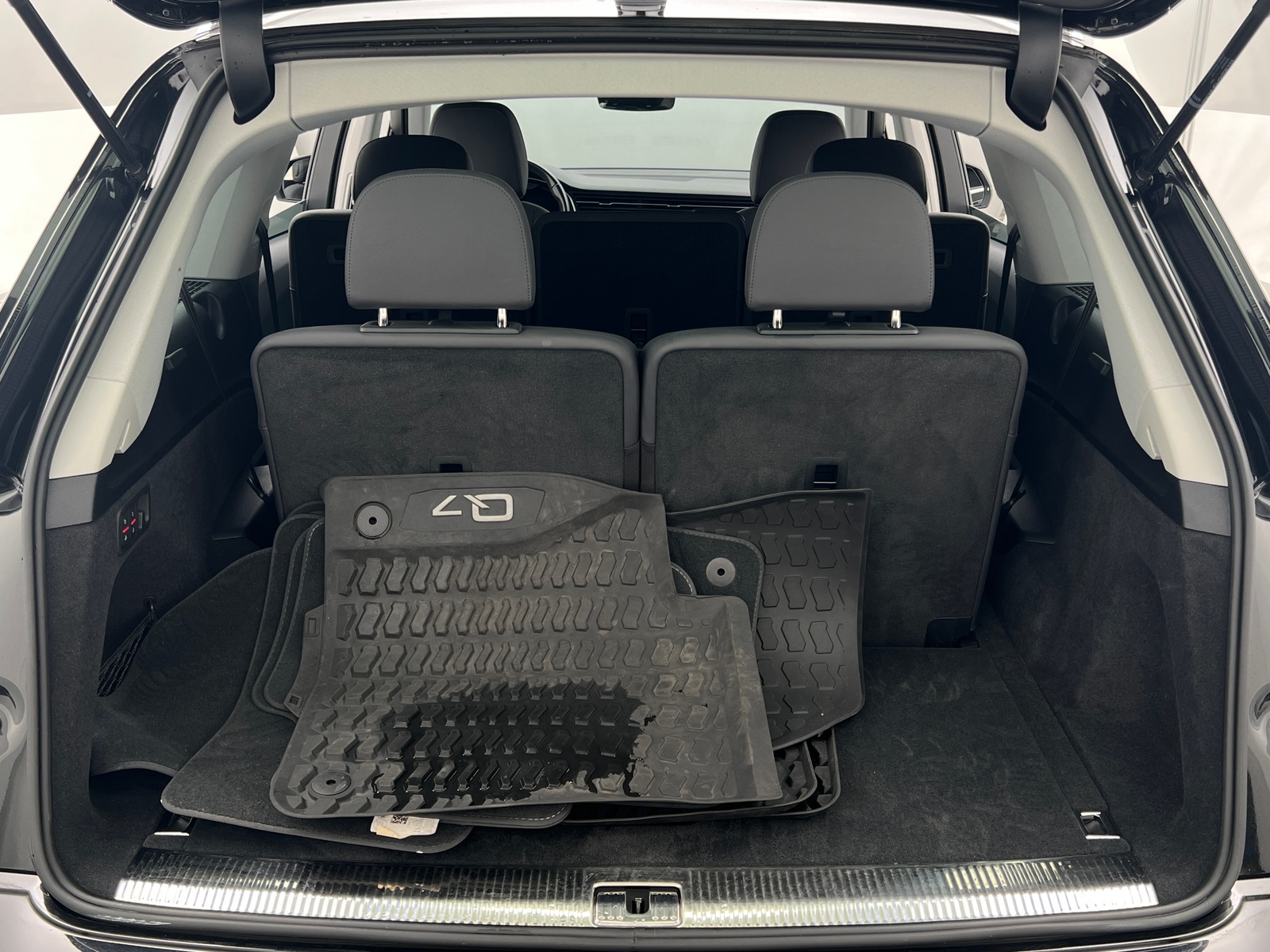 Thumbnail: 2022 Audi Q7 - 6