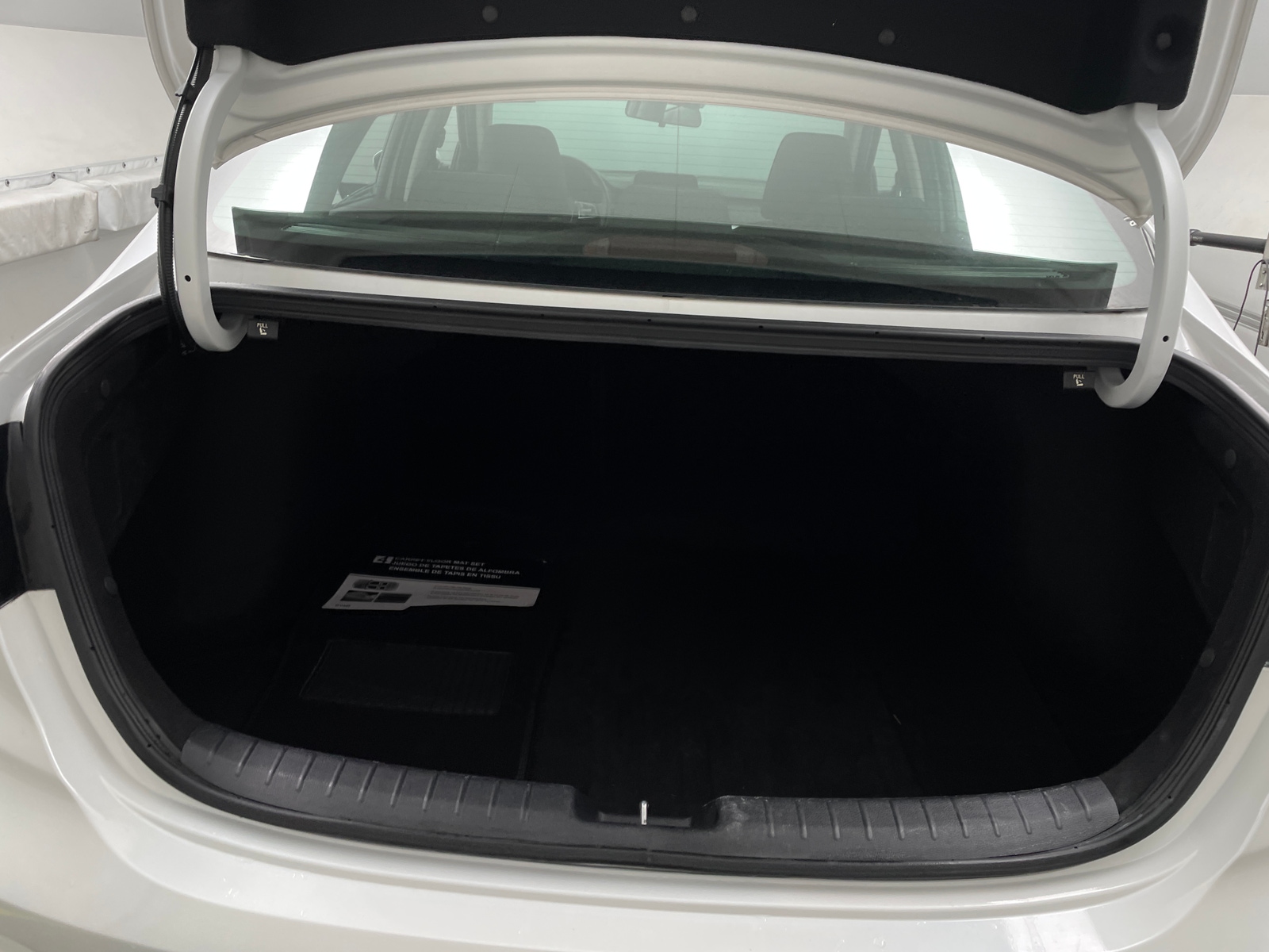 Thumbnail: 2024 Kia Forte - 7