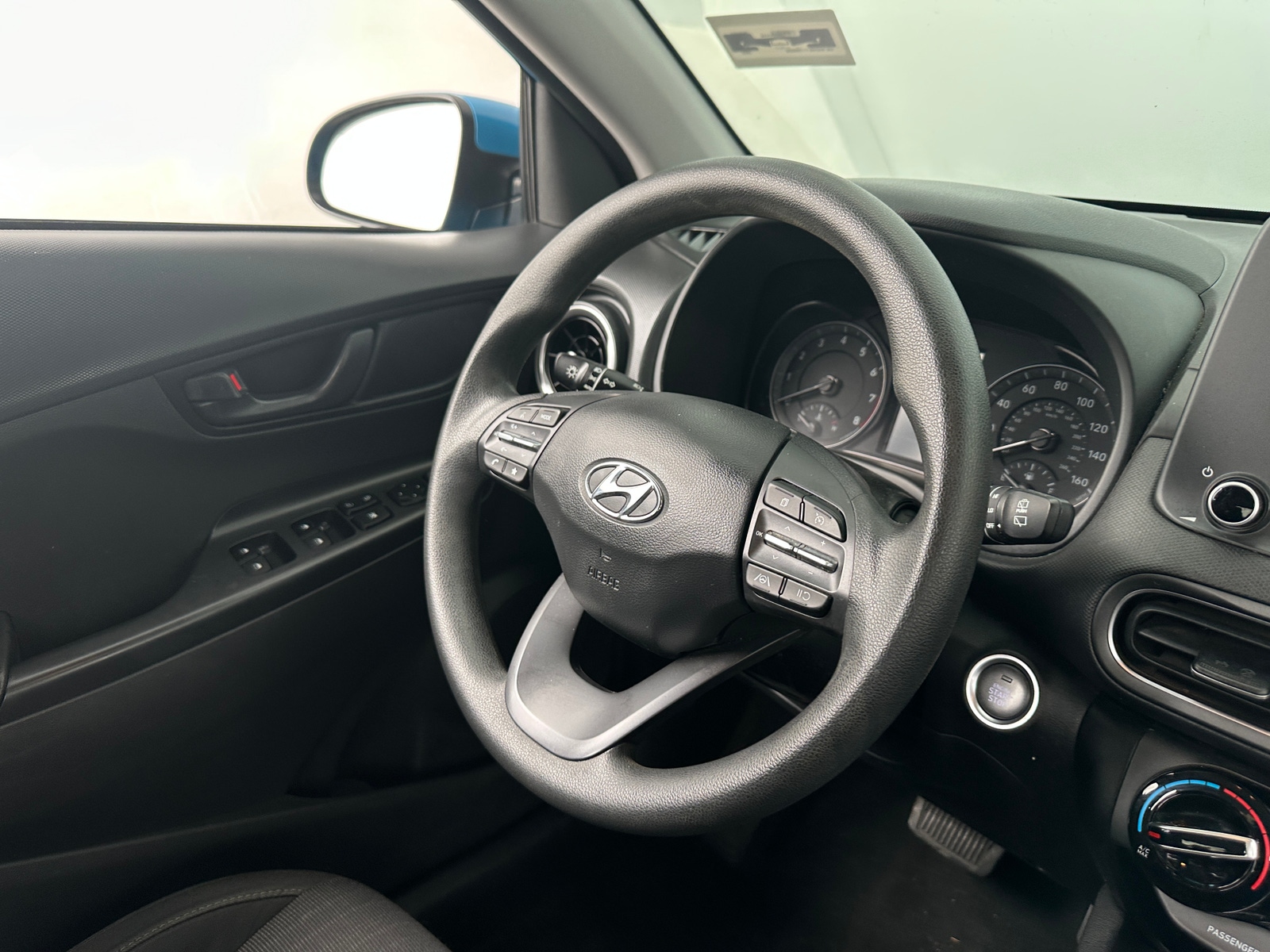 Thumbnail: 2022 Hyundai Kona - 5