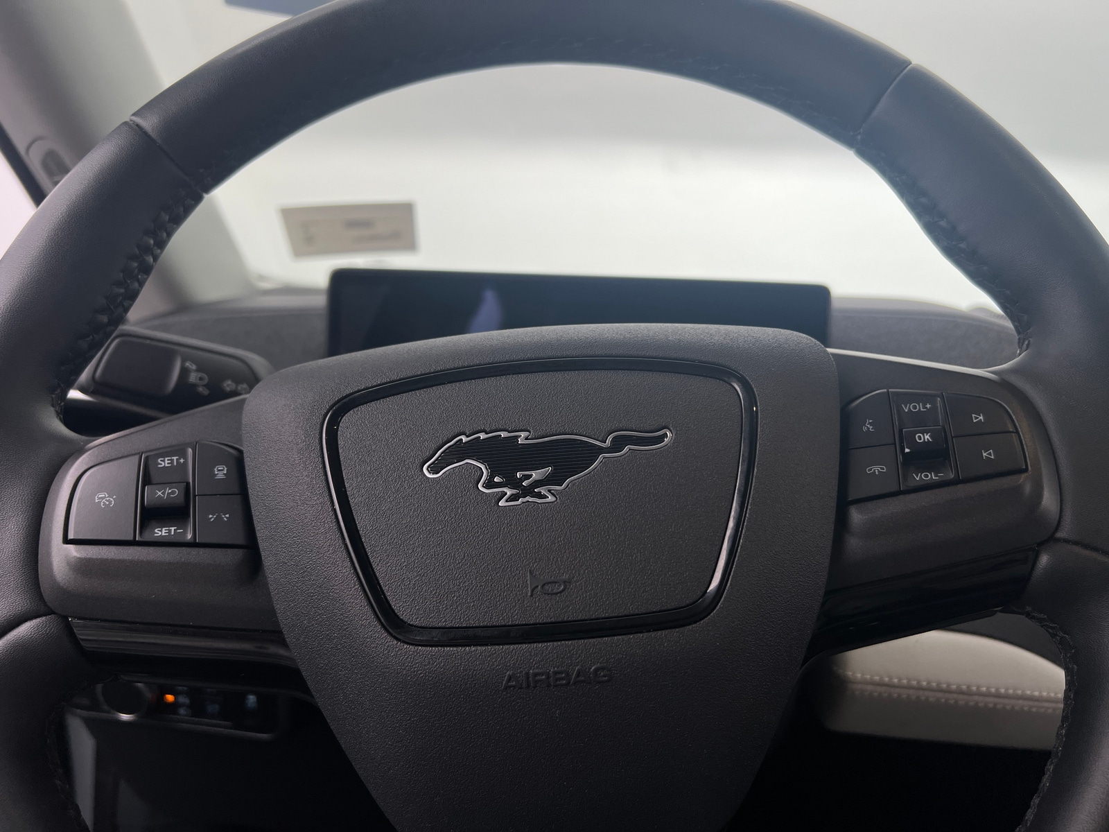 Thumbnail: 2022 Ford Mustang Mach-E - 4