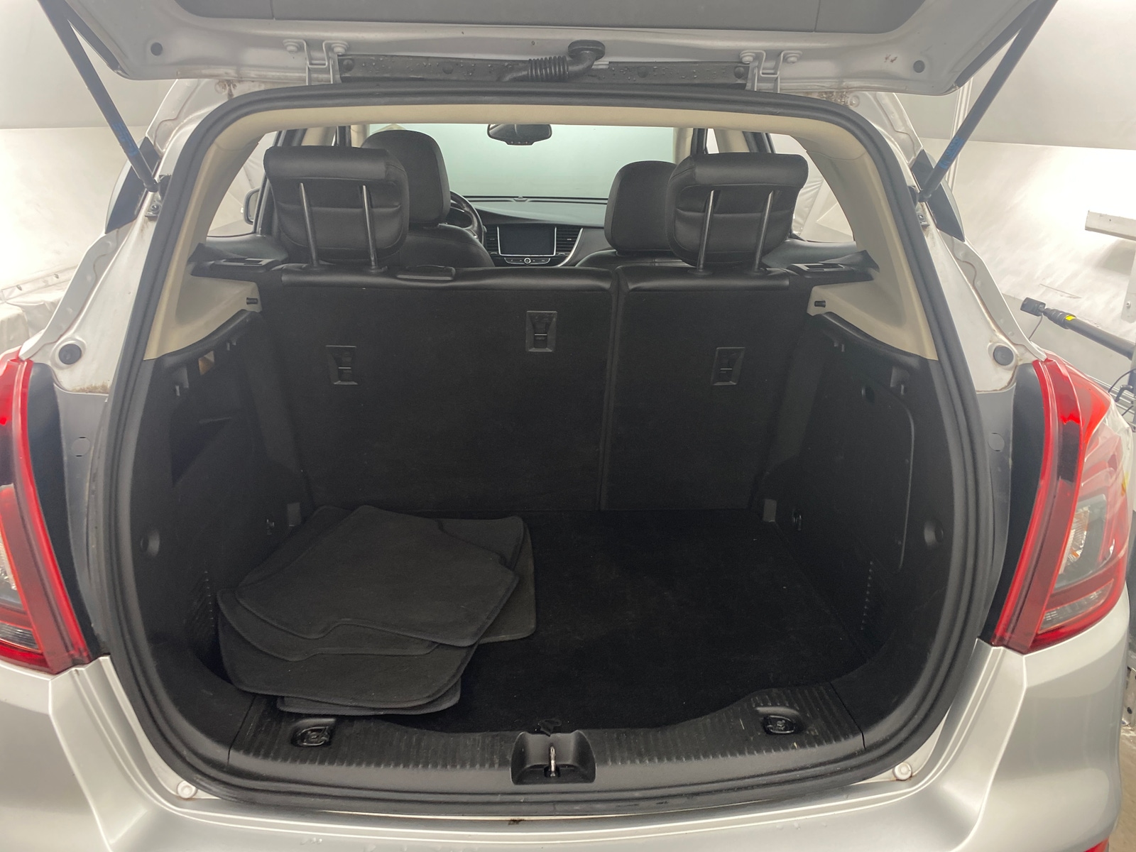 Thumbnail: 2020 Buick Encore - 6
