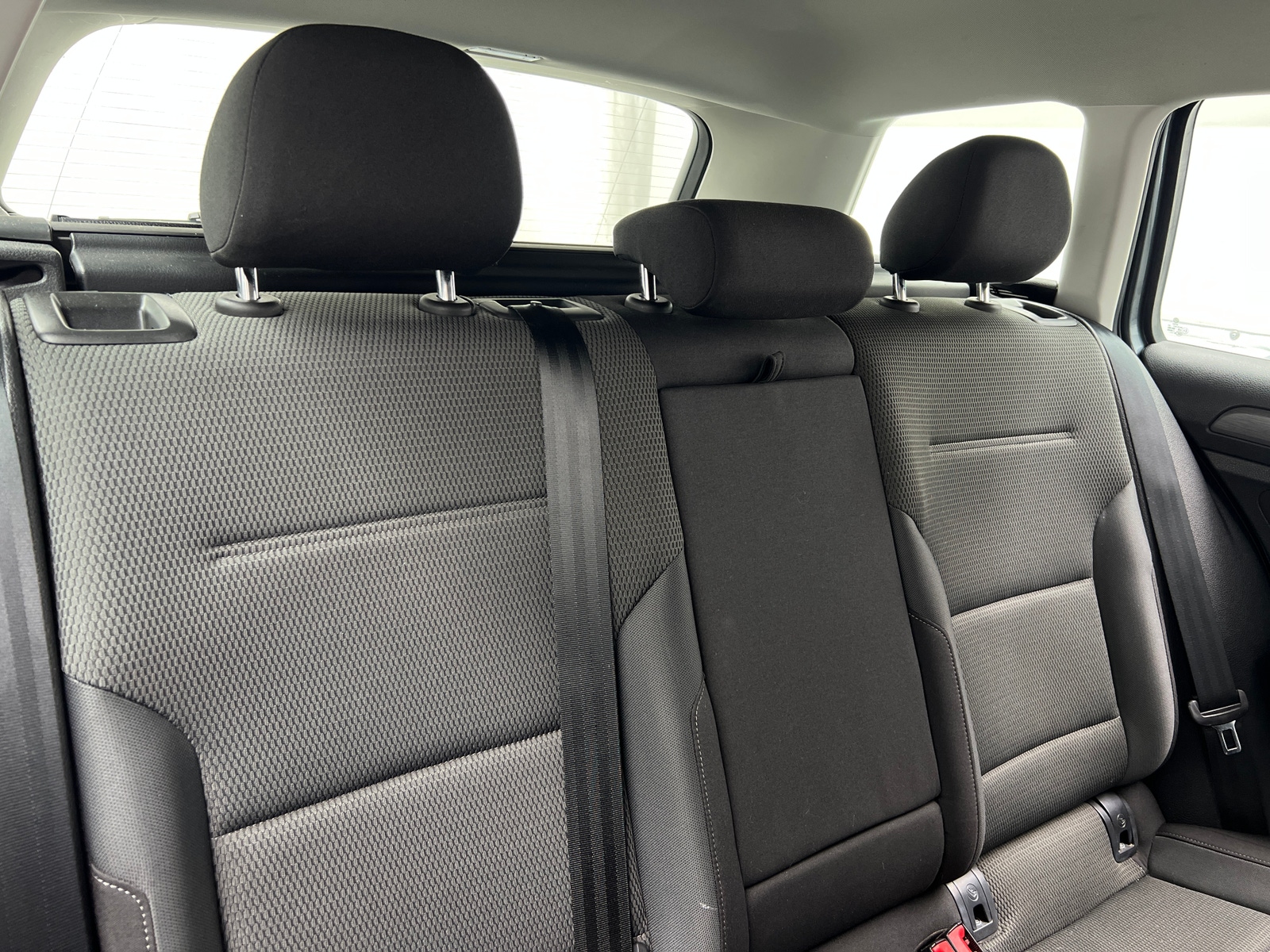 Thumbnail: 2019 Volkswagen e-Golf - 6