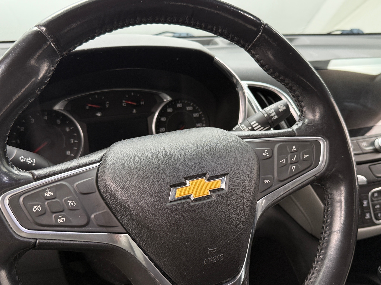 Thumbnail: 2018 Chevrolet Equinox - 4