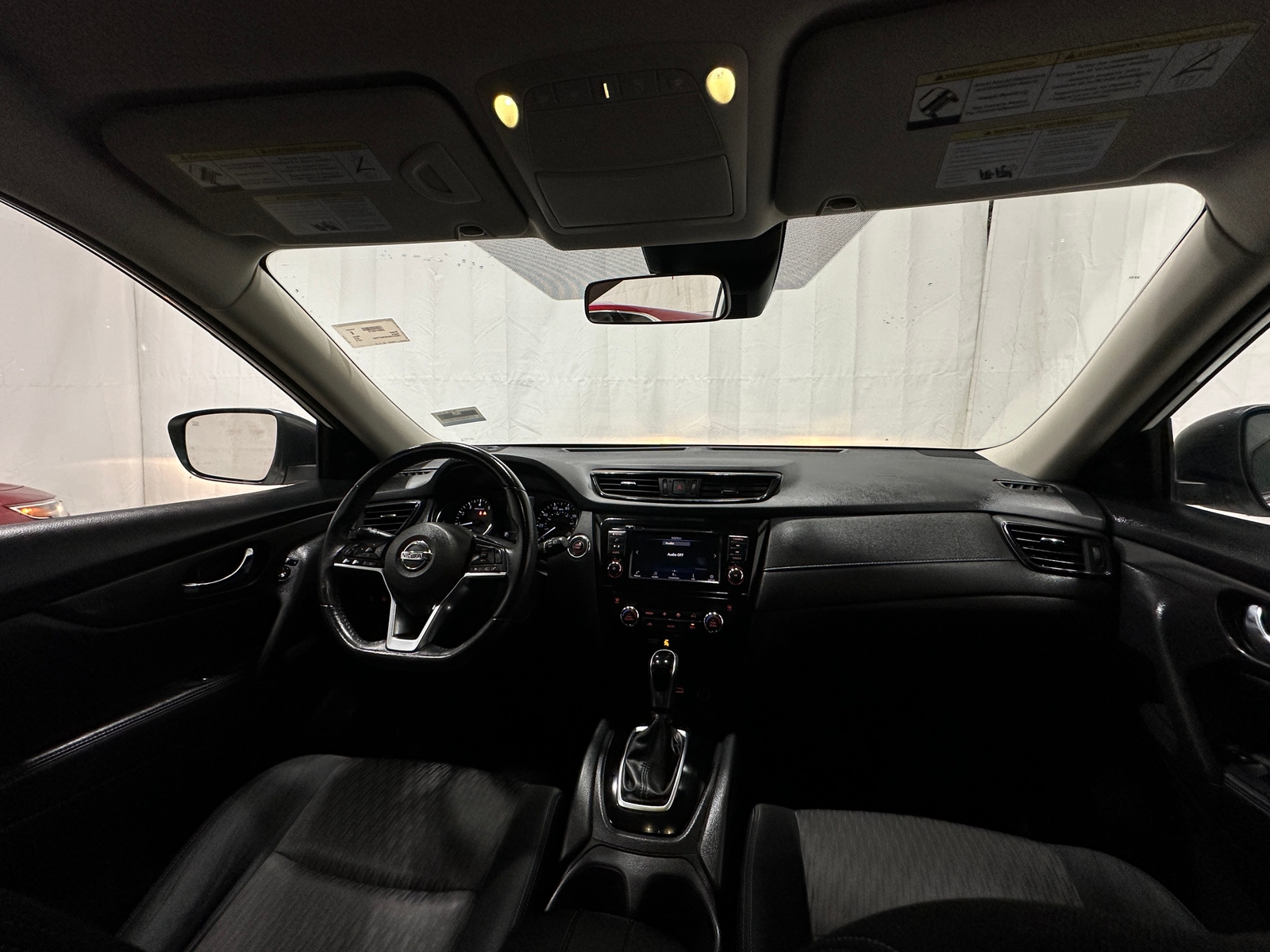Thumbnail: 2019 Nissan Rogue - 3