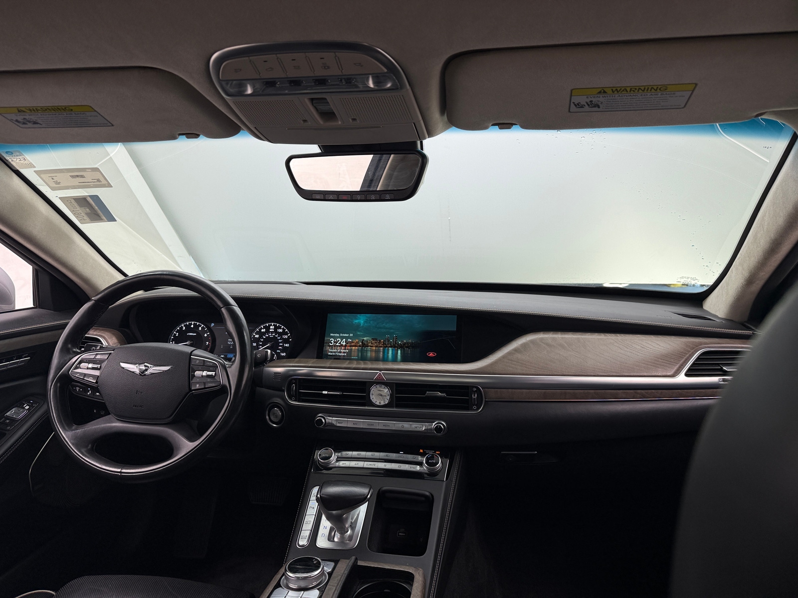 Thumbnail: 2022 Genesis G90 - 2