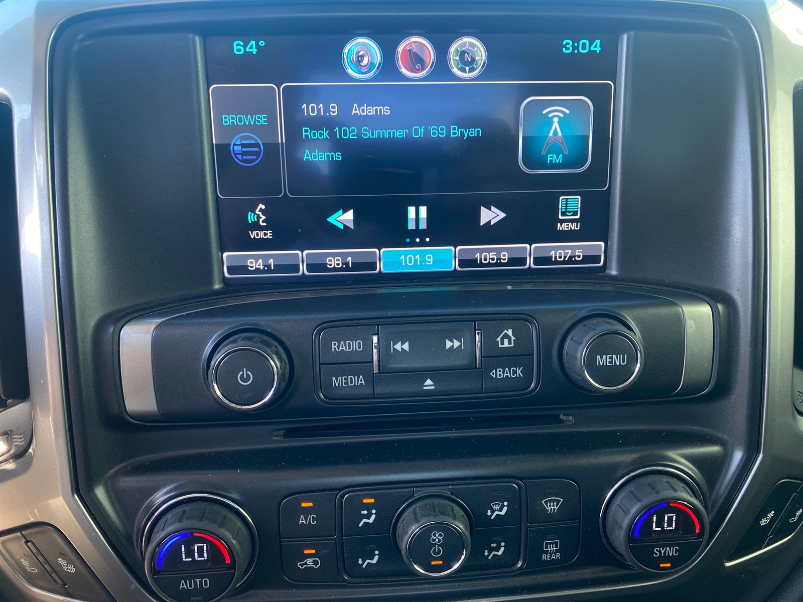 Thumbnail: 2015 Chevrolet Silverado 2500 - 4