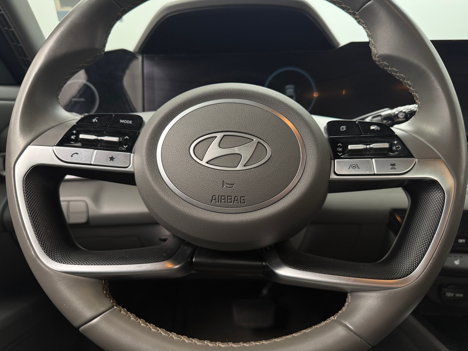 Thumbnail: 2025 Hyundai Elantra - 5