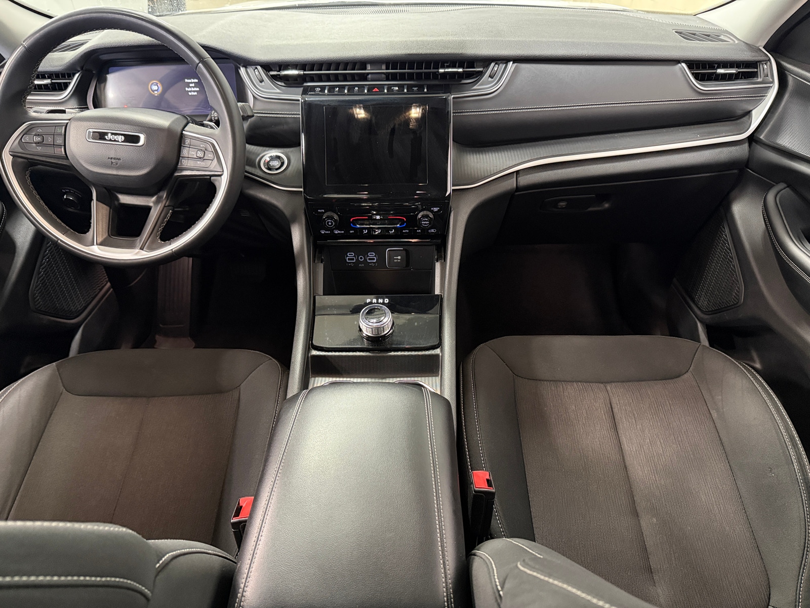 Thumbnail: 2023 Jeep Grand Cherokee L - 3