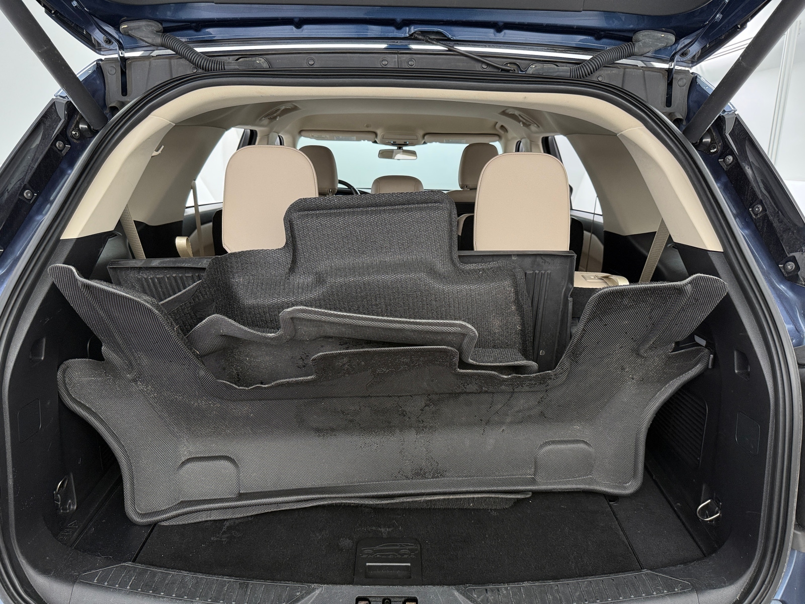 Thumbnail: 2020 Ford Explorer - 7