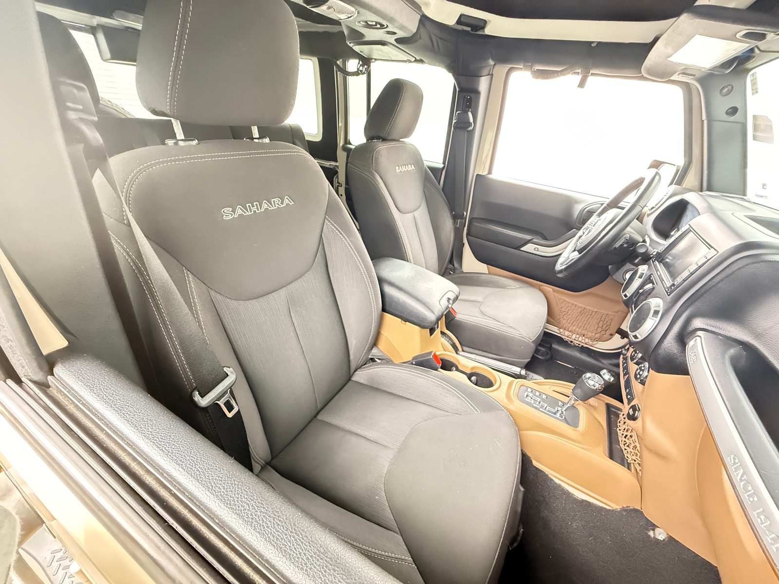 Thumbnail: 2016 Jeep Wrangler - 2