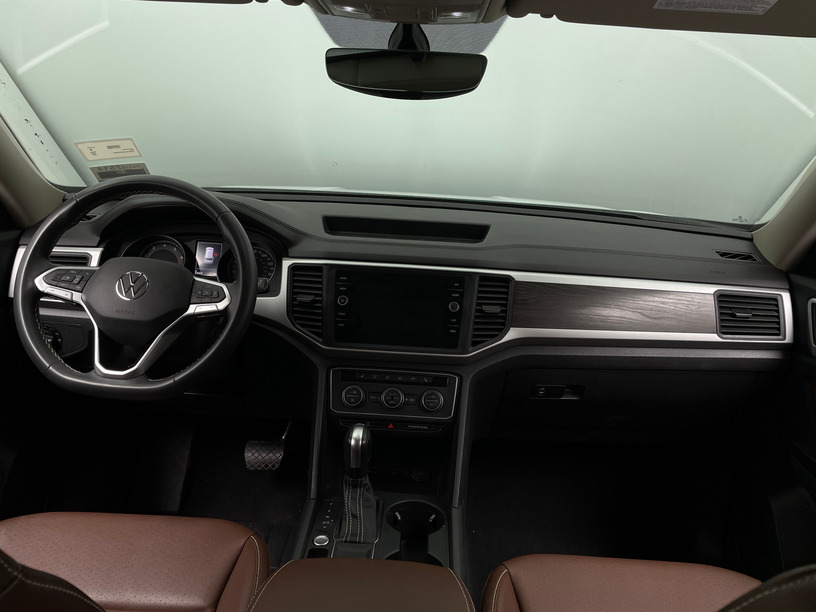 Thumbnail: 2021 Volkswagen Atlas - 2