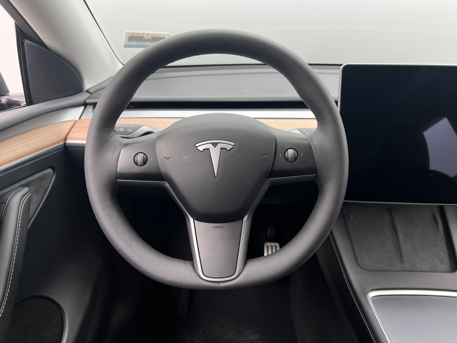 Thumbnail: 2023 Tesla Model Y - 4