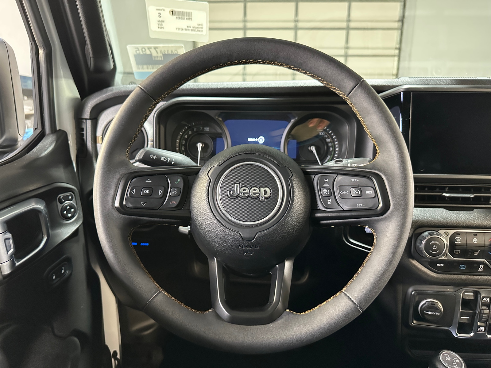 Thumbnail: 2024 Jeep Wrangler - 5