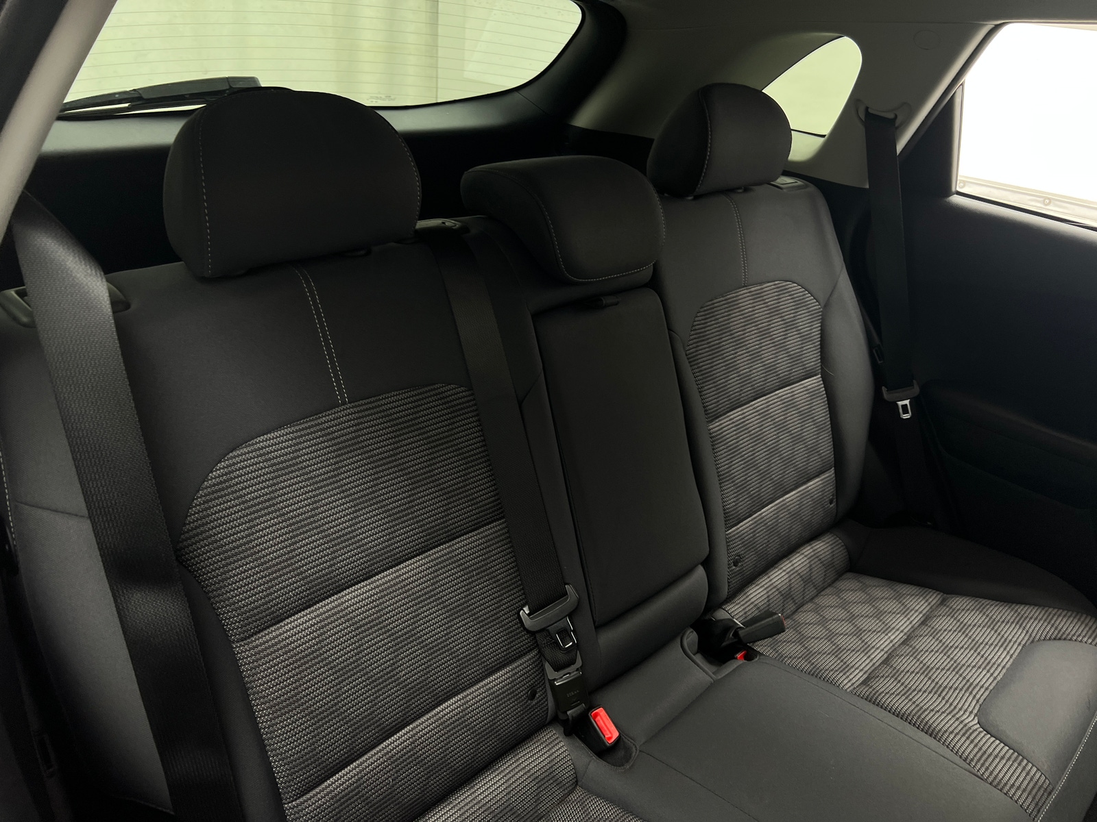 Thumbnail: 2018 Kia Niro - 6