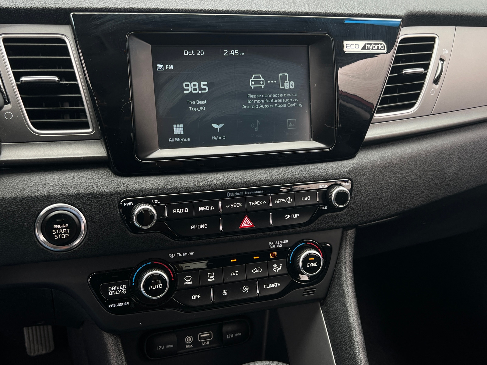 Thumbnail: 2018 Kia Niro - 4