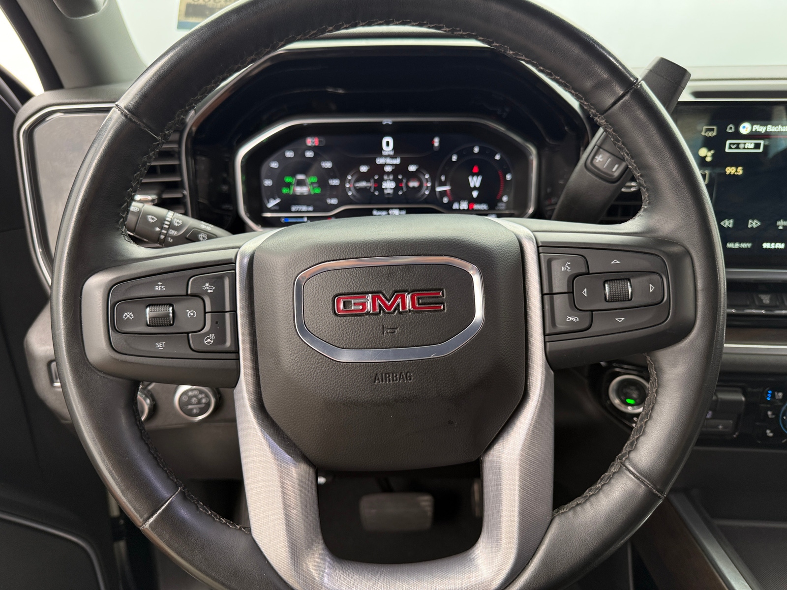 Thumbnail: 2025 GMC Sierra 3500 - 4