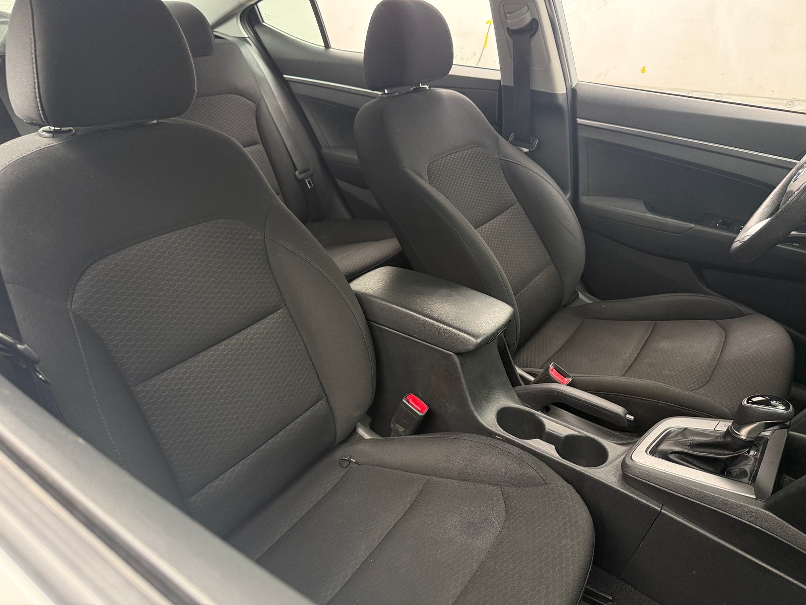 Thumbnail: 2020 Hyundai Elantra - 2