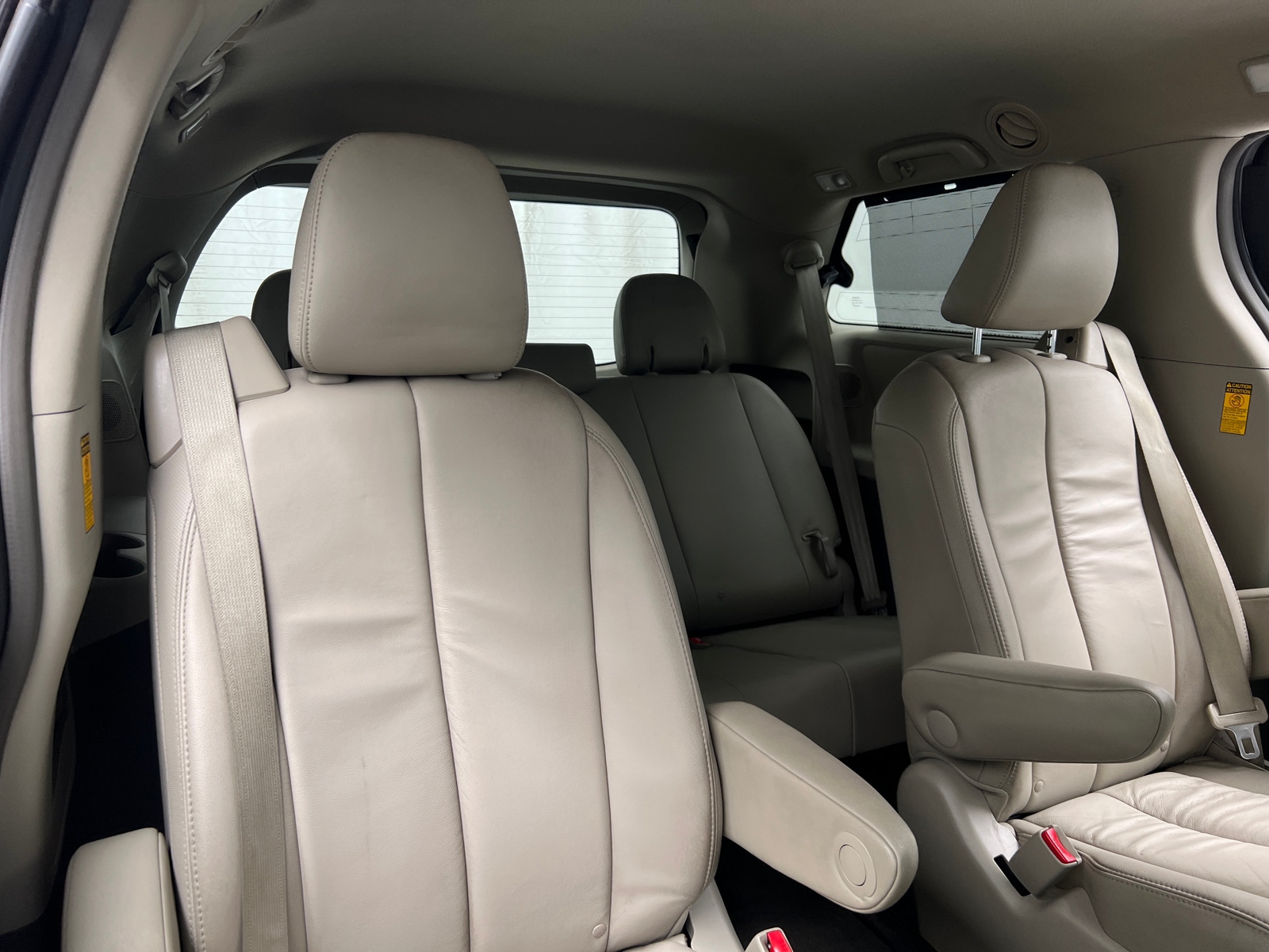Thumbnail: 2014 Toyota Sienna - 5