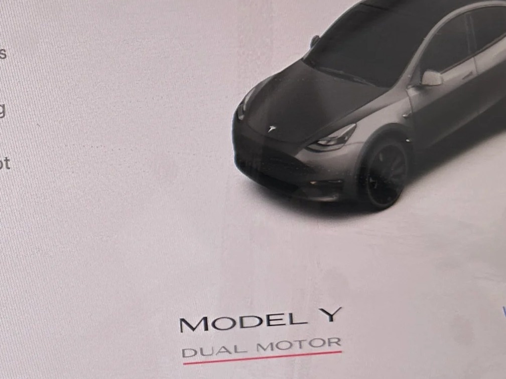 Thumbnail: 2022 Tesla Model Y - 3