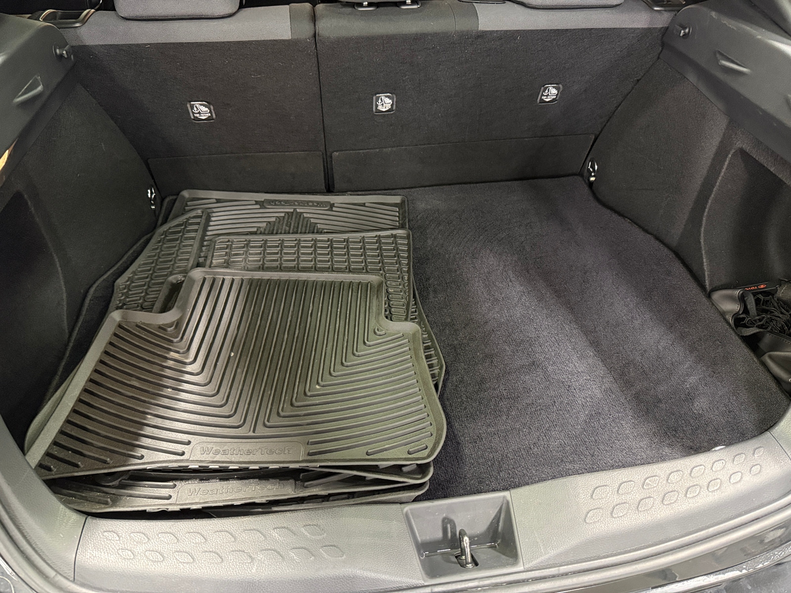 Thumbnail: 2022 Toyota C-HR - 7