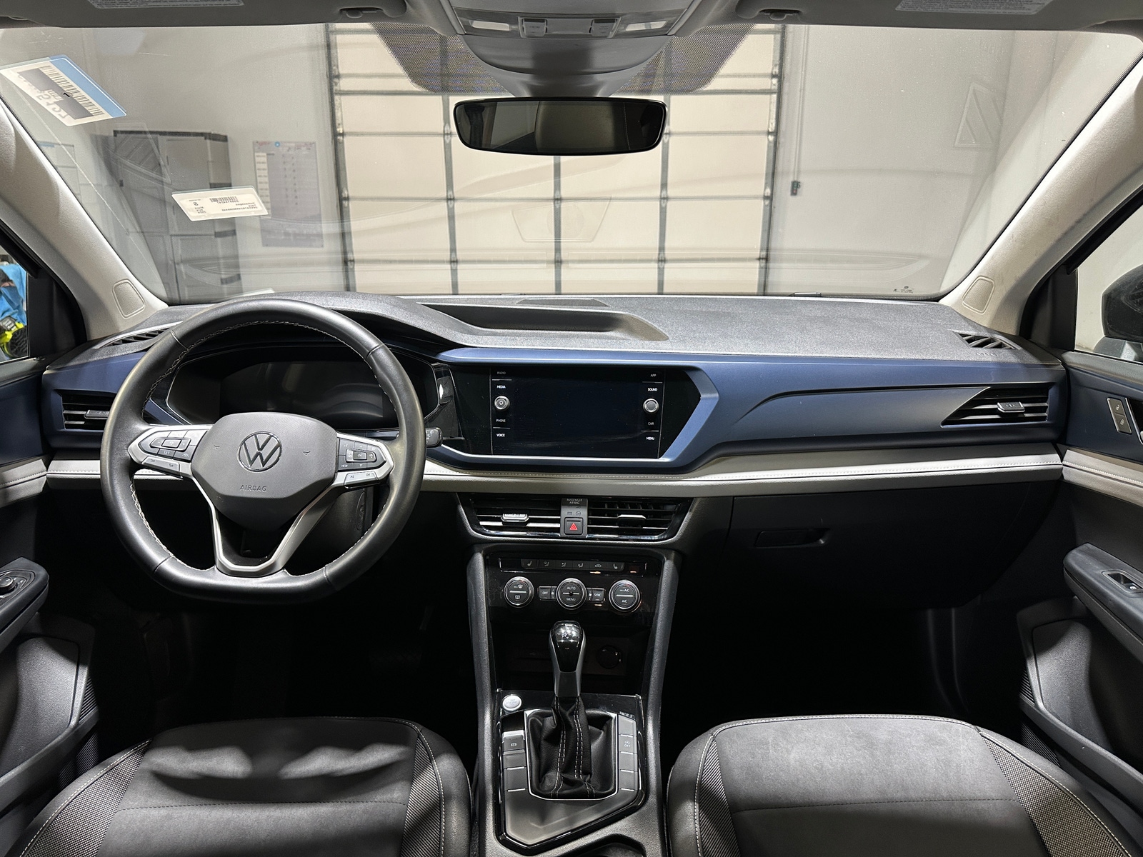 Thumbnail: 2024 Volkswagen Taos - 3