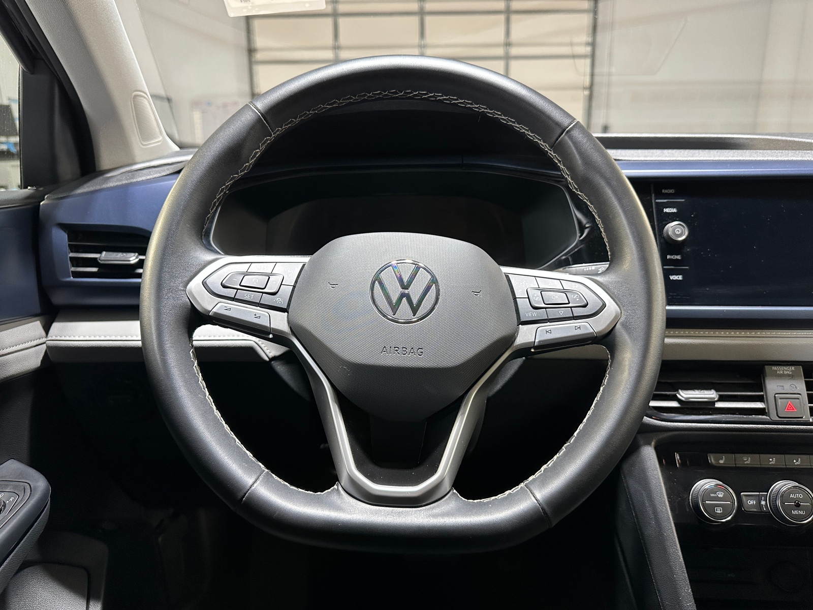 Thumbnail: 2024 Volkswagen Taos - 5