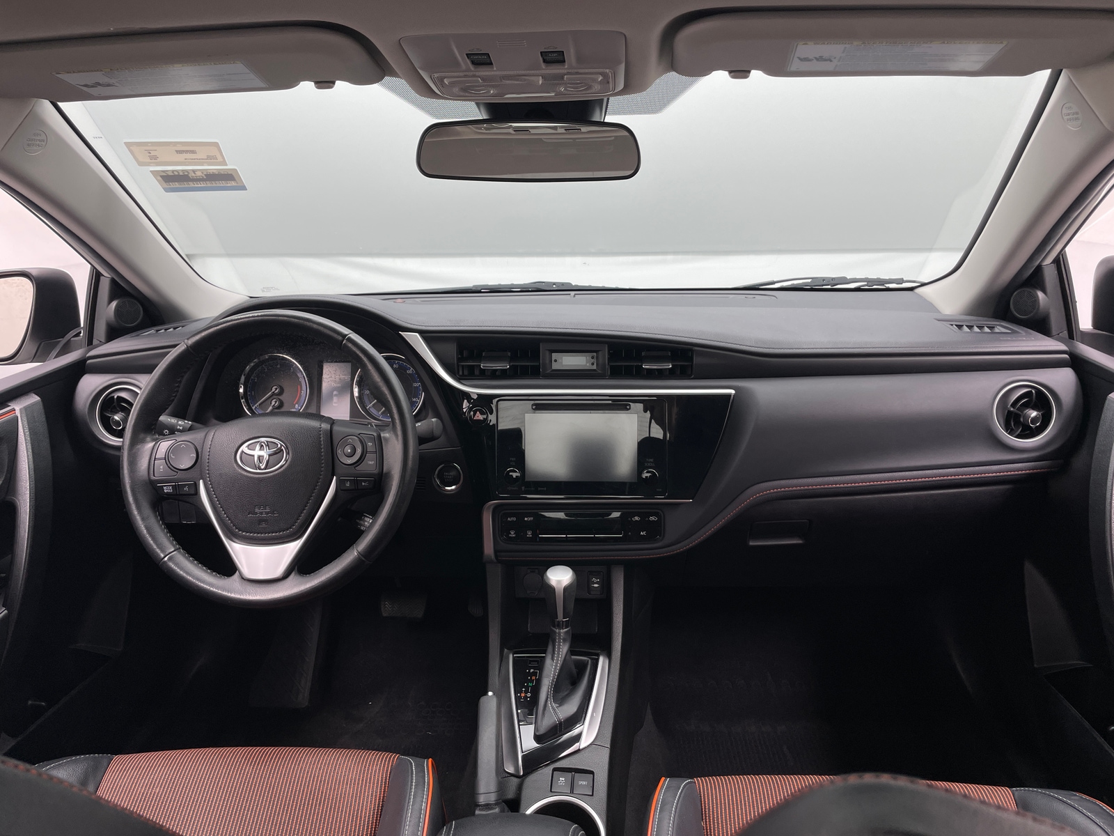 Thumbnail: 2018 Toyota Corolla - 3