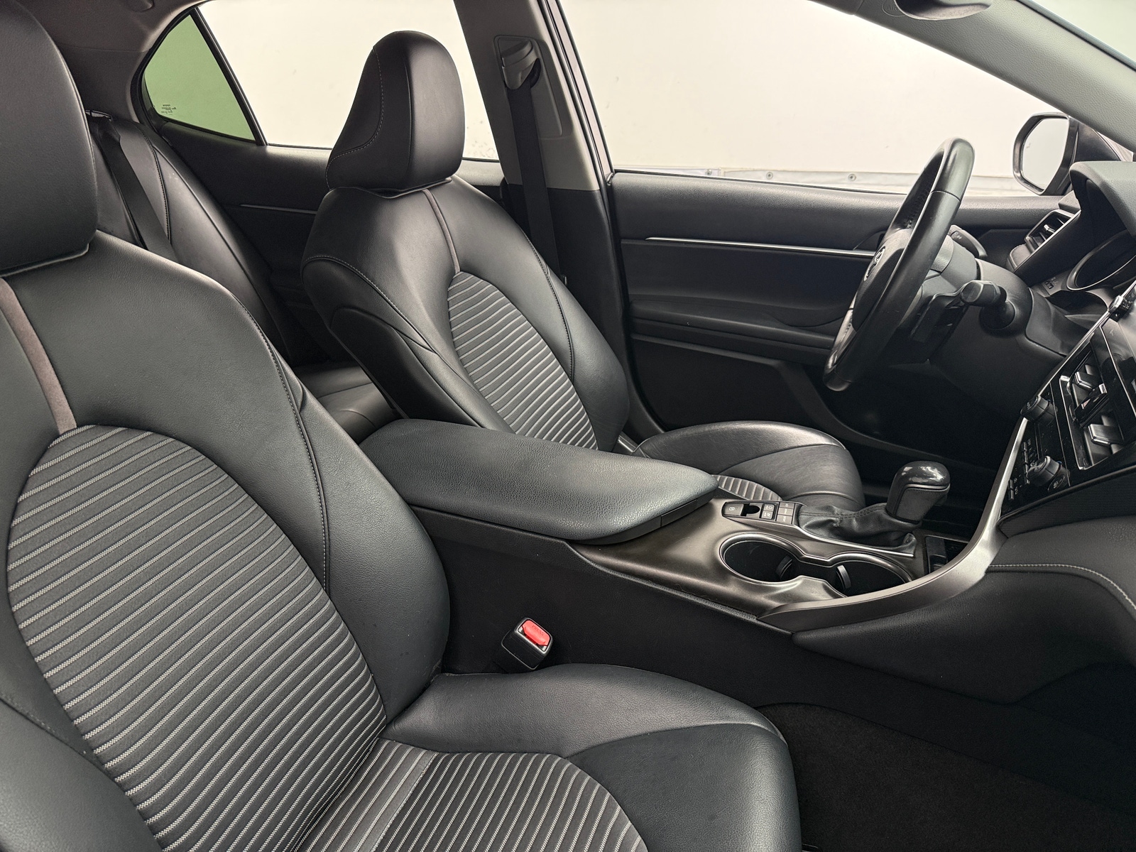 Thumbnail: 2022 Toyota Camry - 2