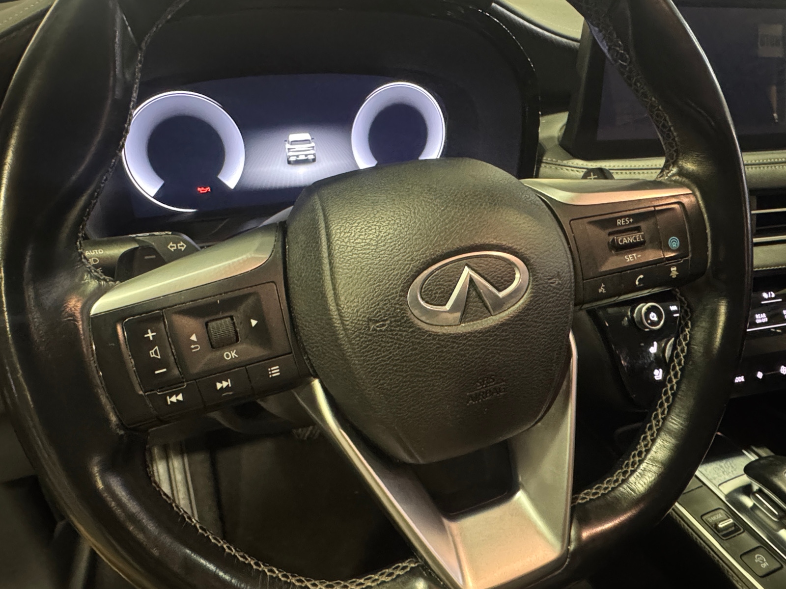 Thumbnail: 2022 INFINITI QX60 - 4
