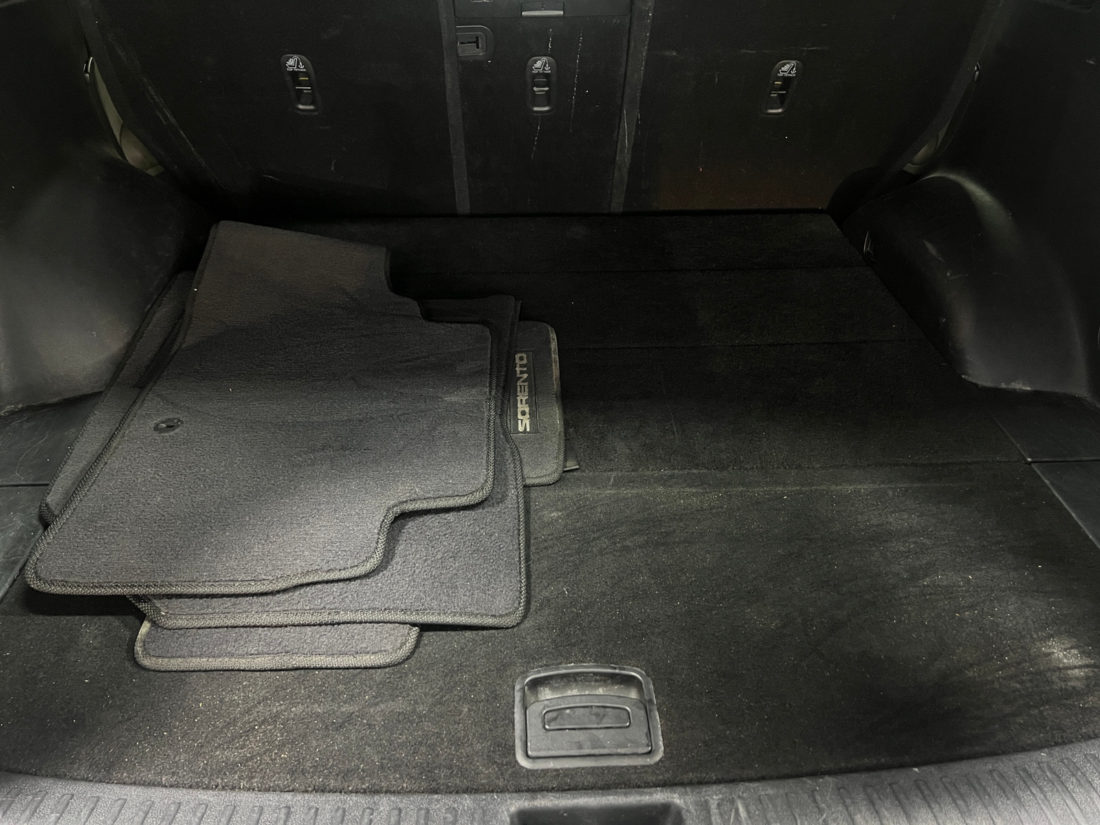 Thumbnail: 2017 Kia Sorento - 7