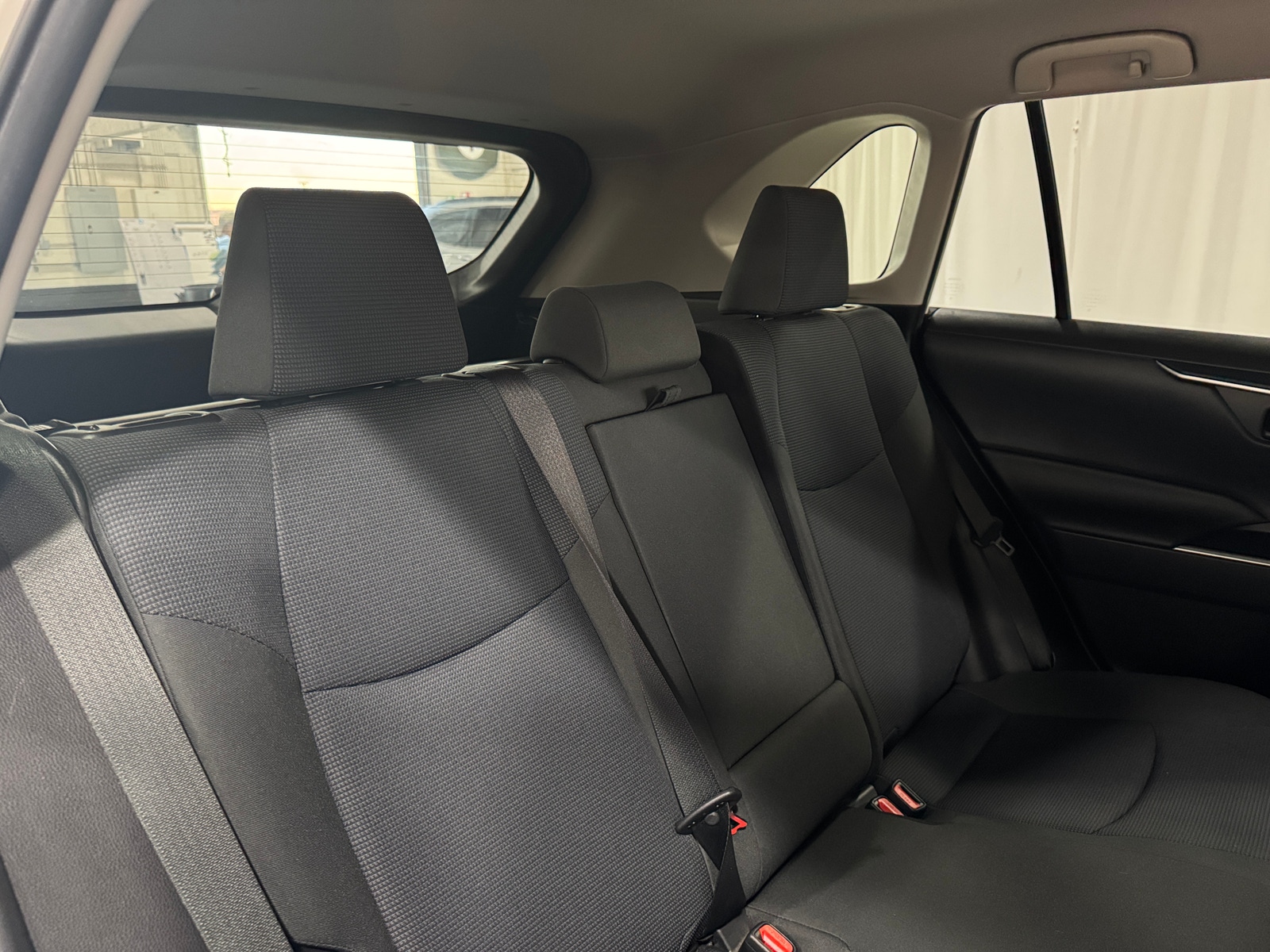 Thumbnail: 2019 Toyota RAV4 - 6