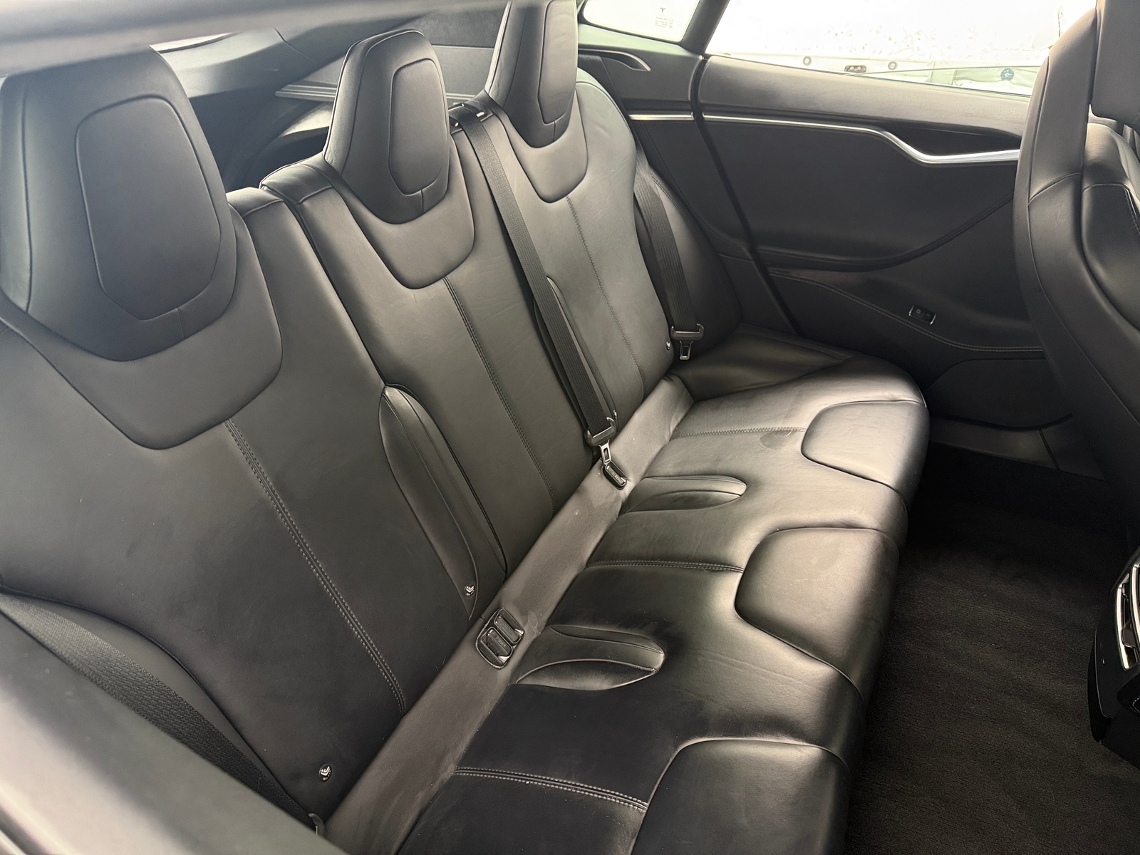 Thumbnail: 2017 Tesla Model S - 5