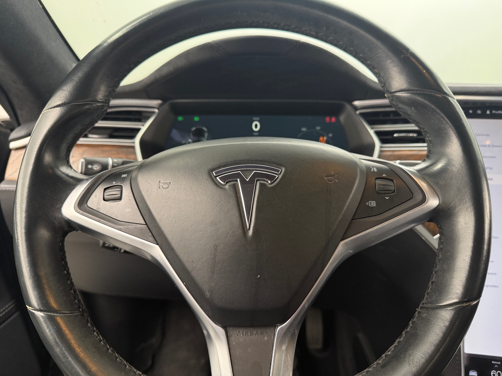 Thumbnail: 2017 Tesla Model S - 4