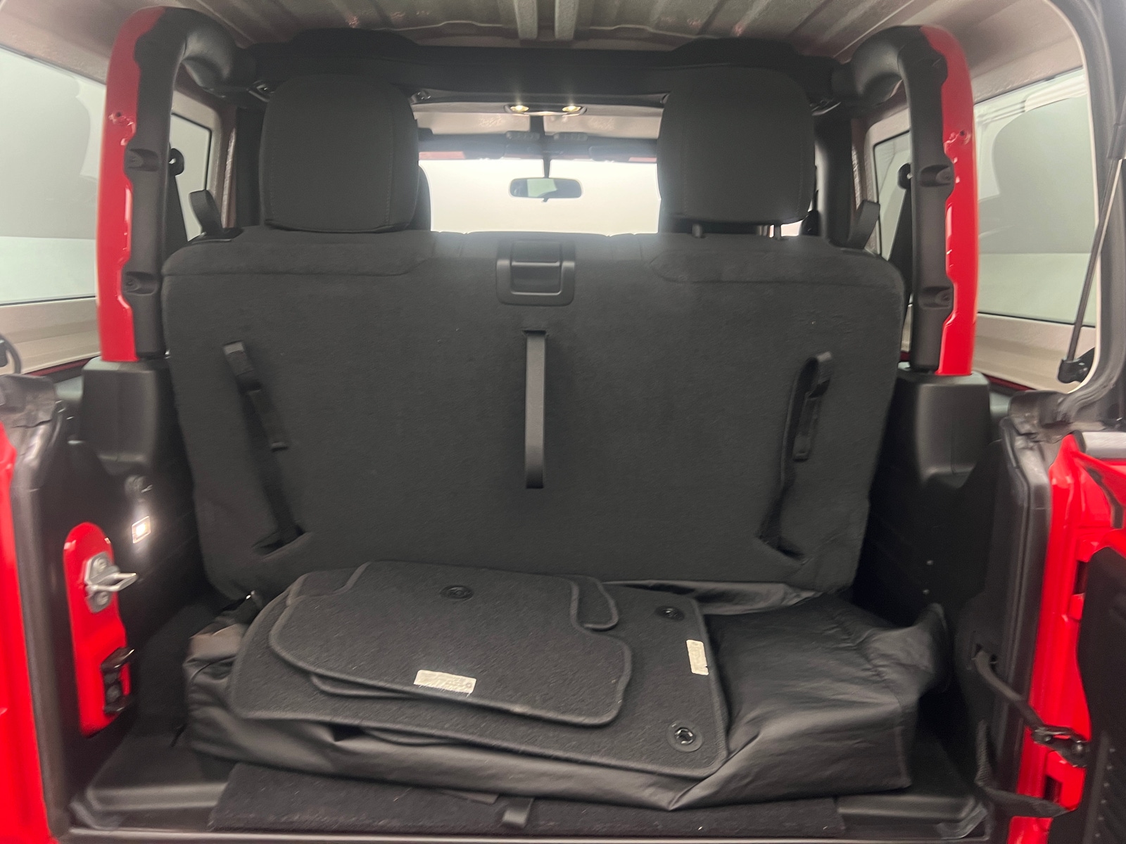 Thumbnail: 2020 Jeep Wrangler - 7