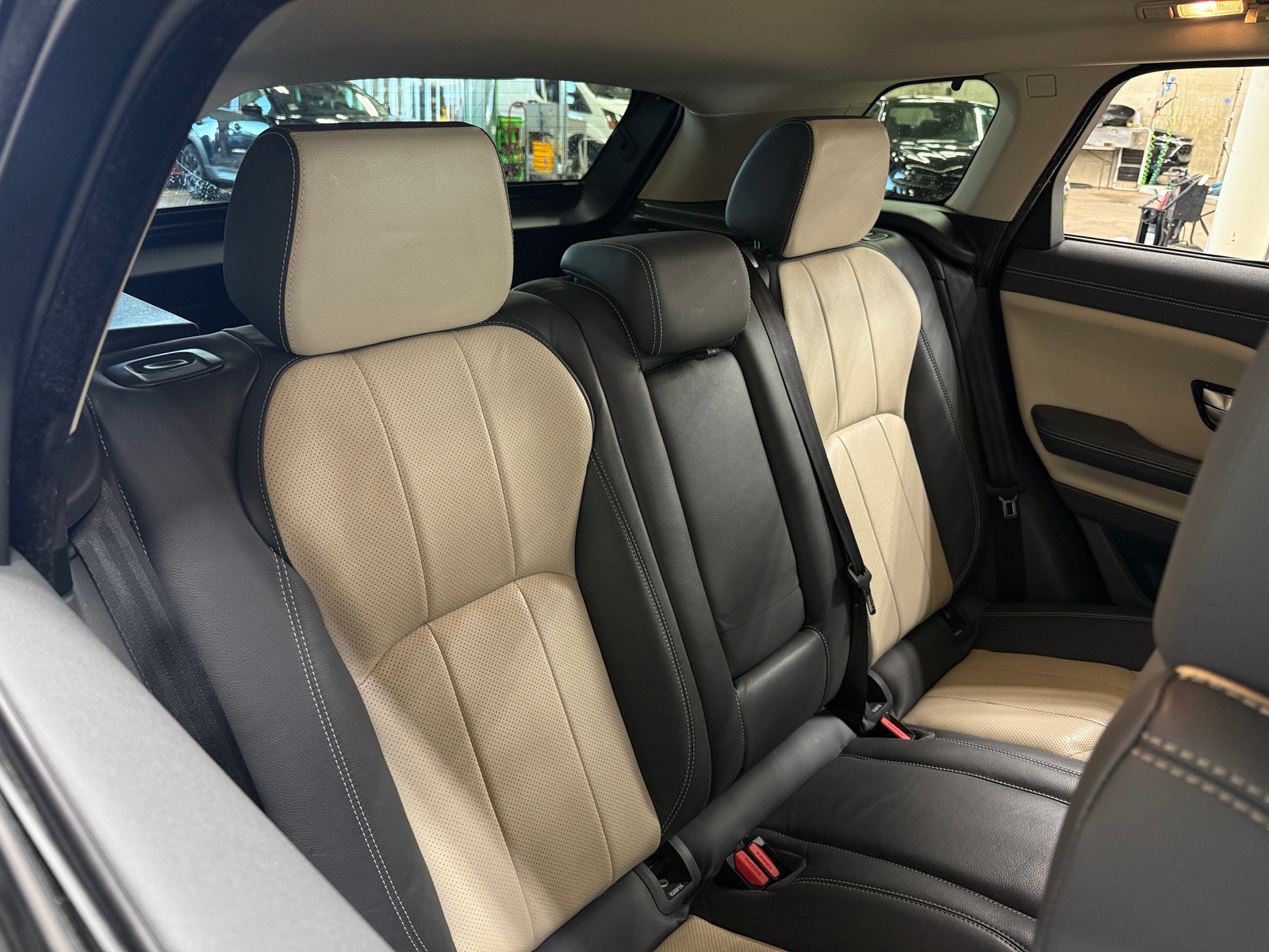 Thumbnail: 2016 Land Rover Range Rover Evoque - 5