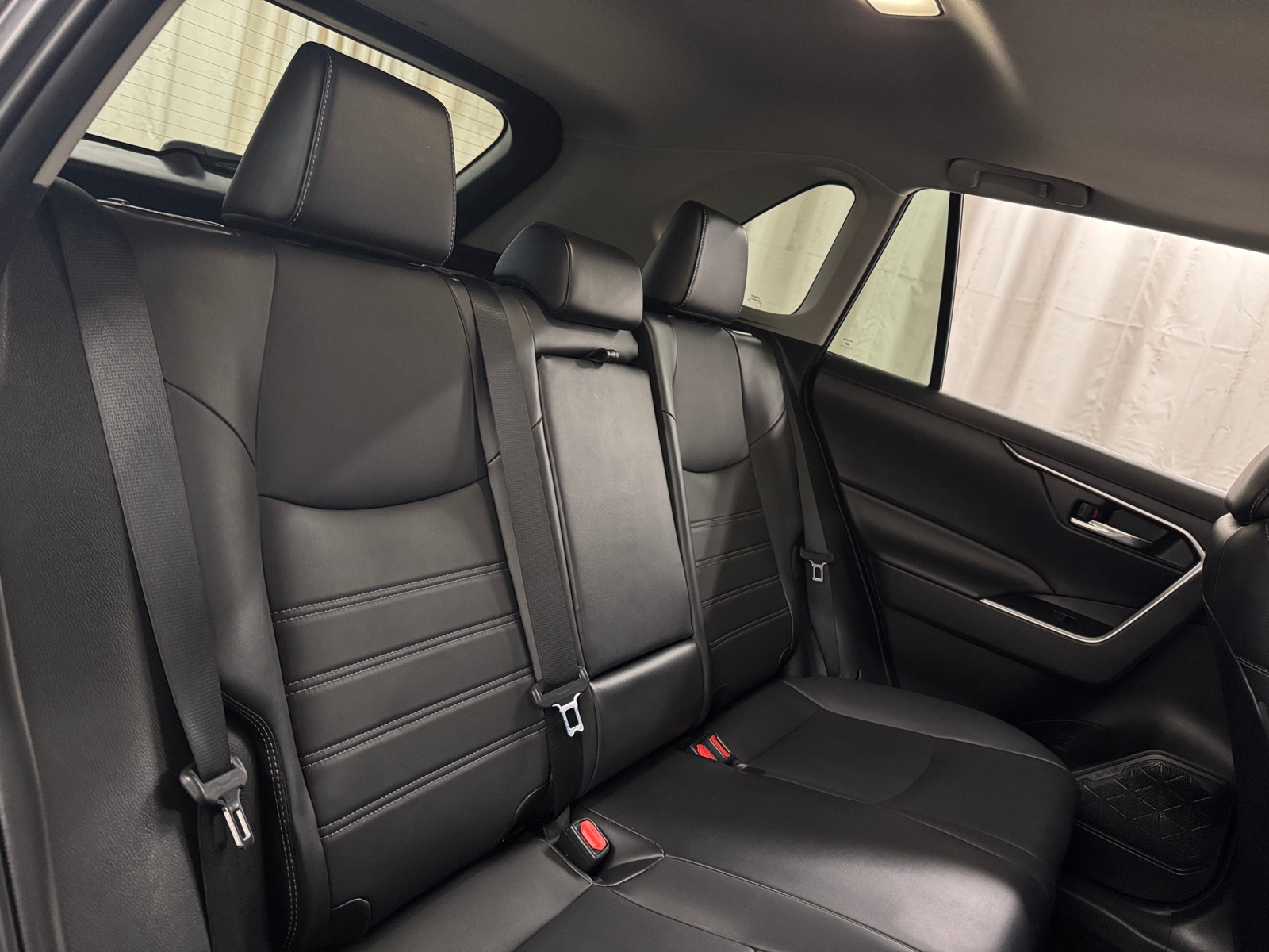 Thumbnail: 2022 Toyota RAV4 - 5