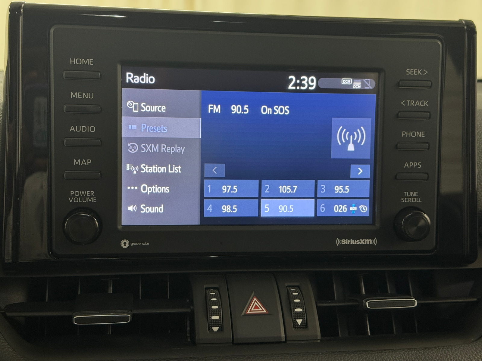 Thumbnail: 2022 Toyota RAV4 - 3