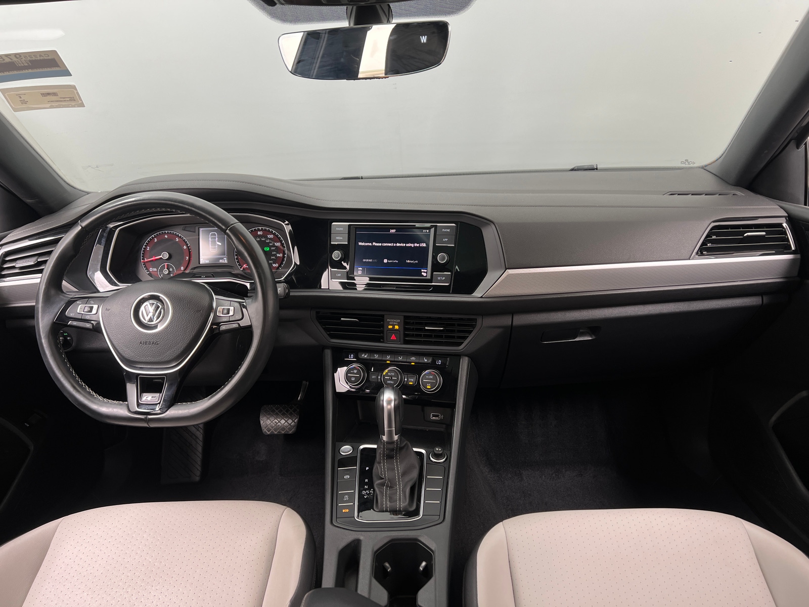 Thumbnail: 2019 Volkswagen Jetta - 2