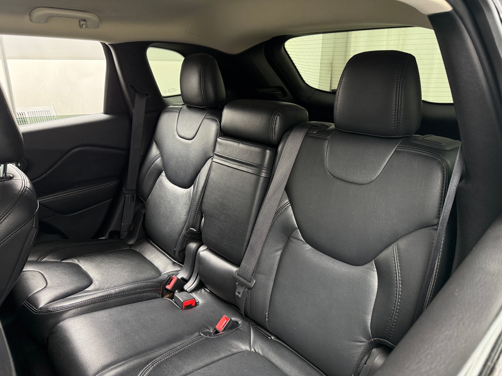 Thumbnail: 2014 Jeep Cherokee - 6