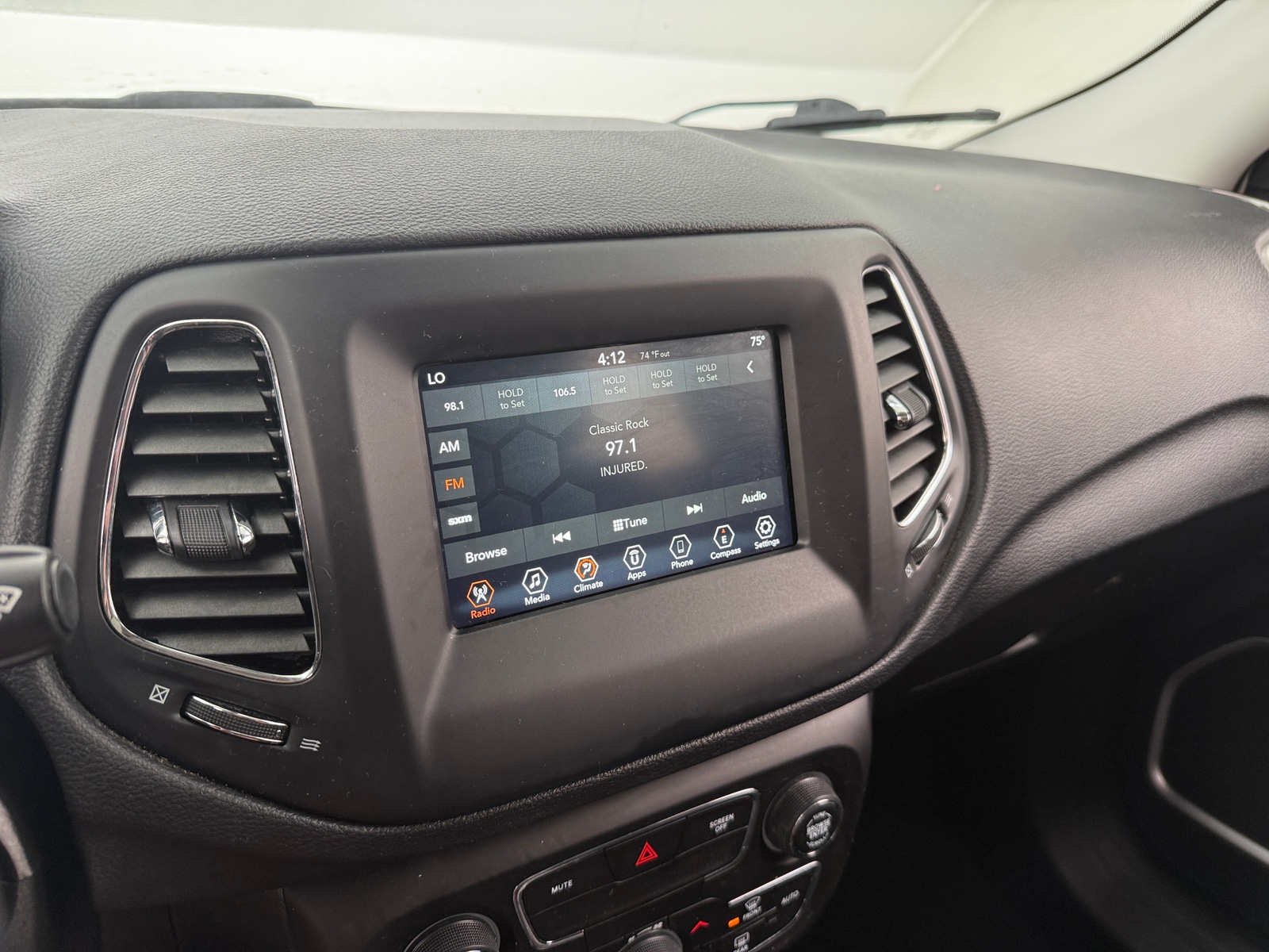 Thumbnail: 2020 Jeep Compass - 4