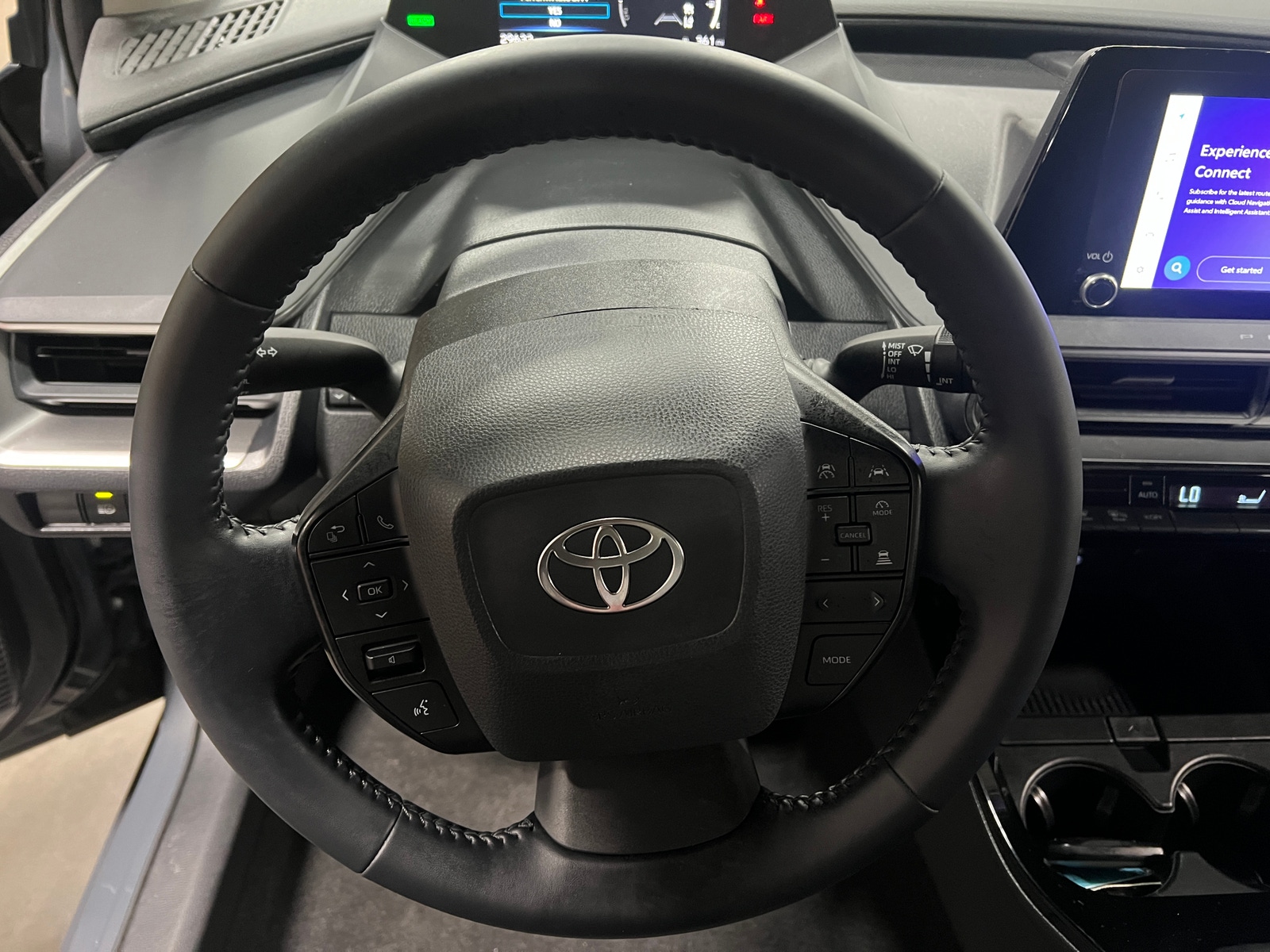 Thumbnail: 2023 Toyota Prius - 5