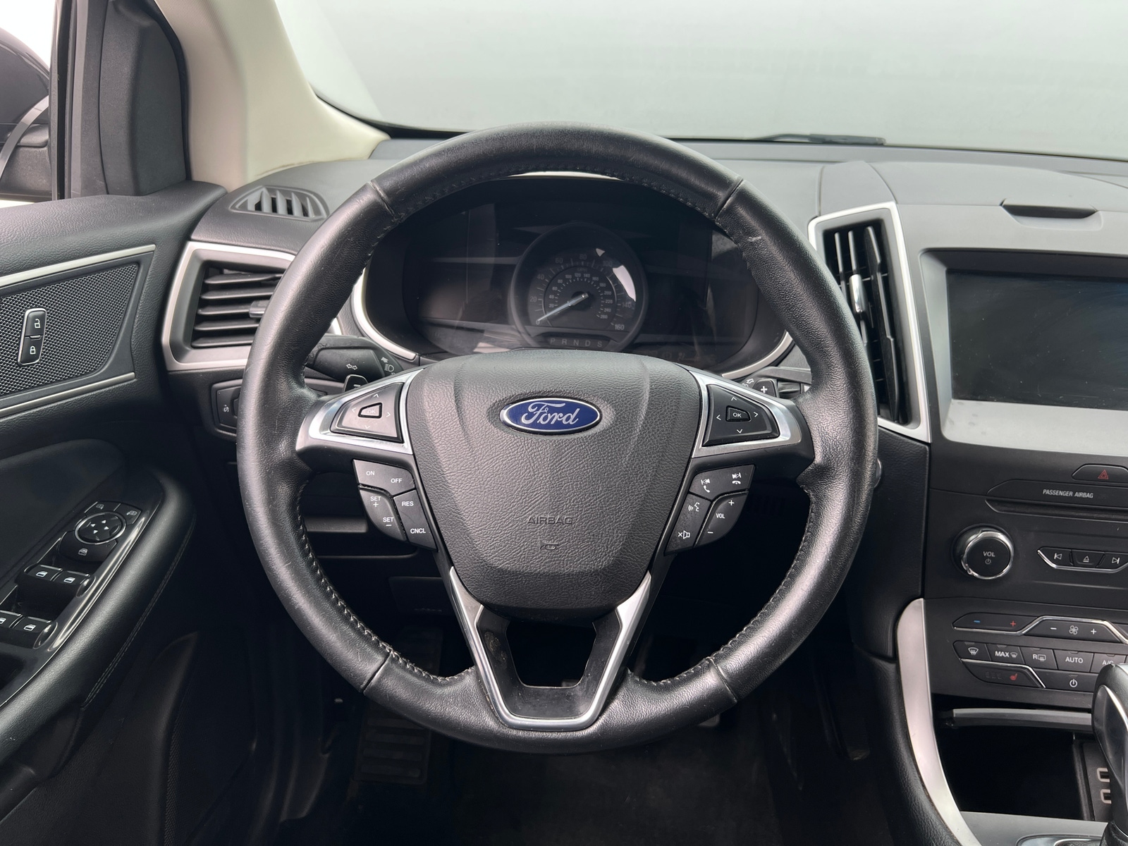 Thumbnail: 2017 Ford Edge - 4